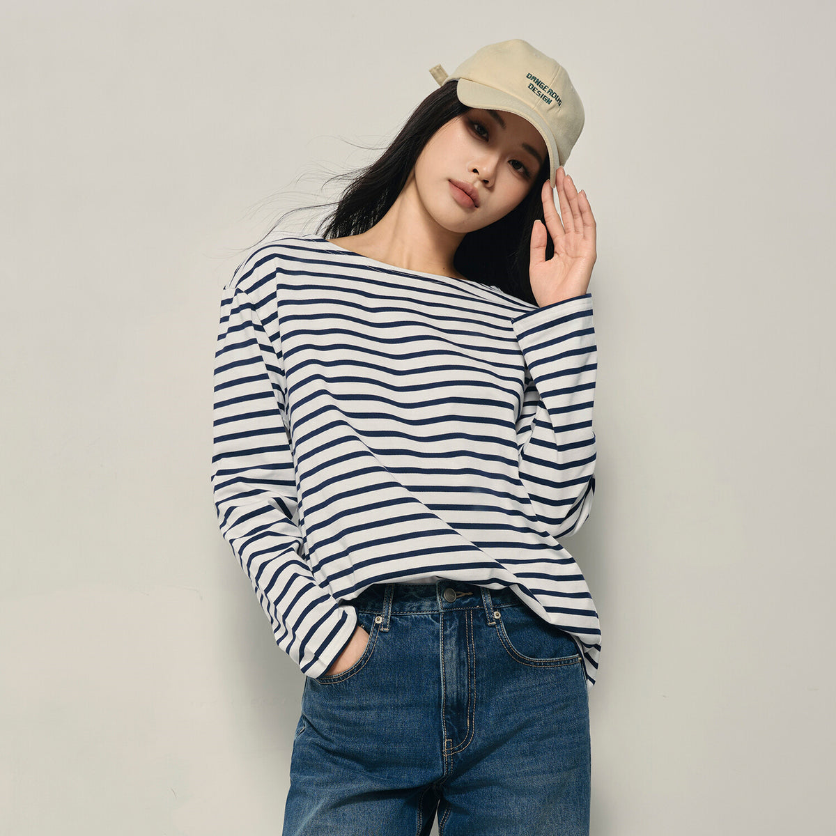 SG_05325555001_66_2_0_5_1500_1500.jpg;color:Signature Navy