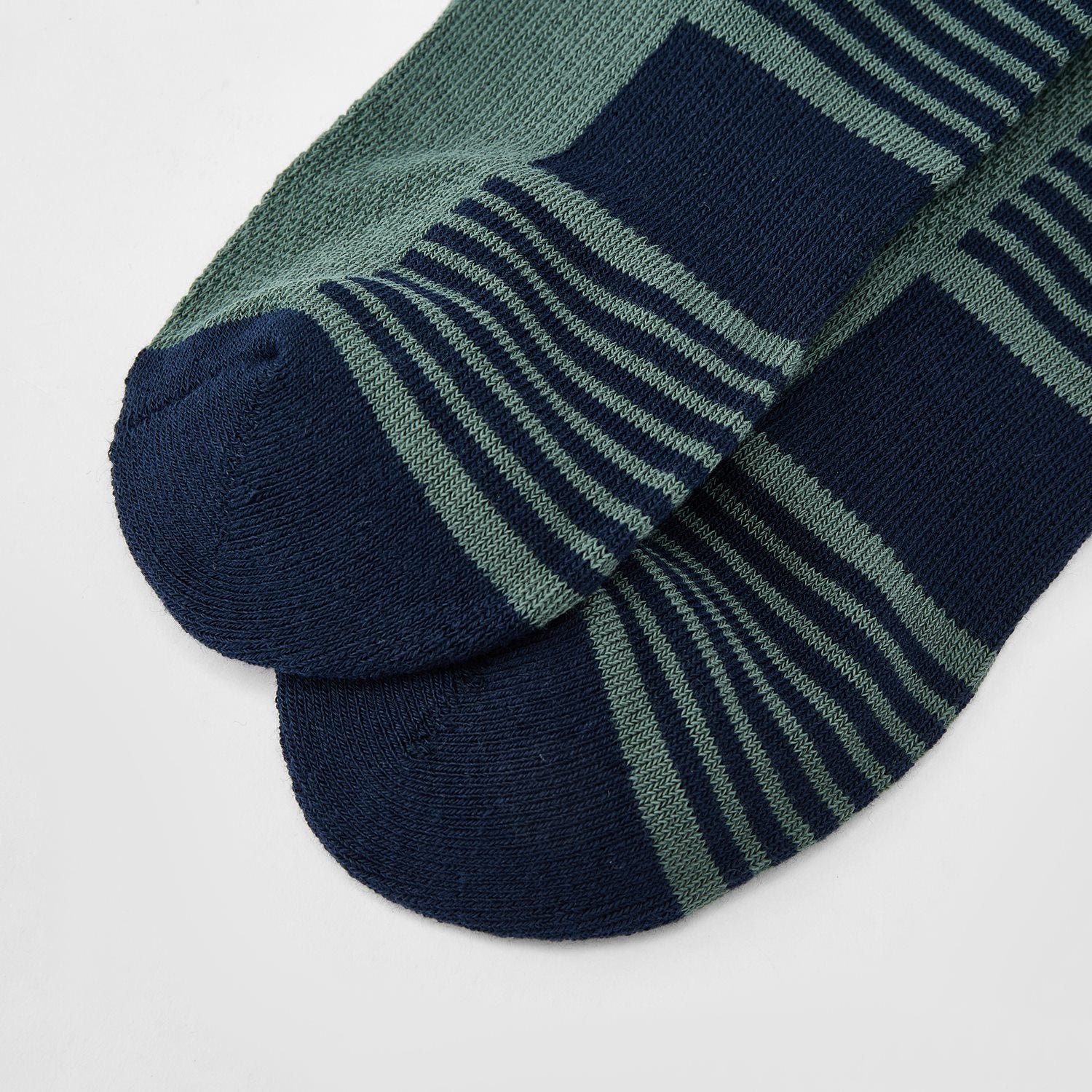 SG_01156124001_82_1_2_7_1500_1500.jpg;color:Tamarack Green/Signature Navy