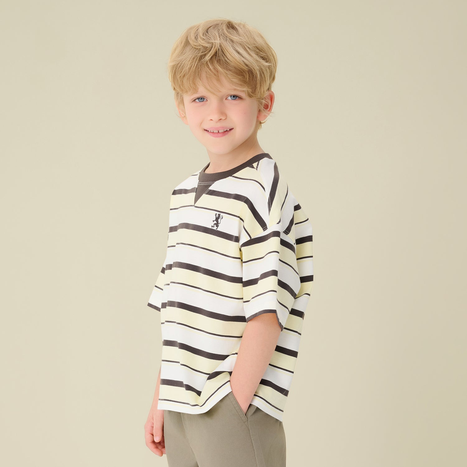 SG_03086270001_96_2_1_2_1500_1500.jpg;color:Stardust Yellow x Snow White x Noble Grey