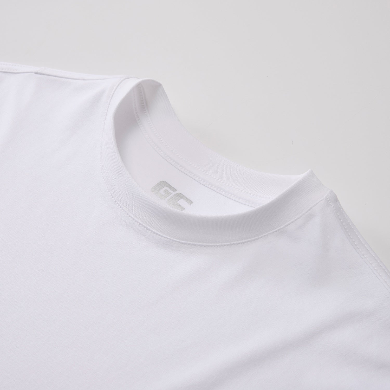 SG_12326213001_RW01_1_2_5_1500_1500.jpg;color:Signature White