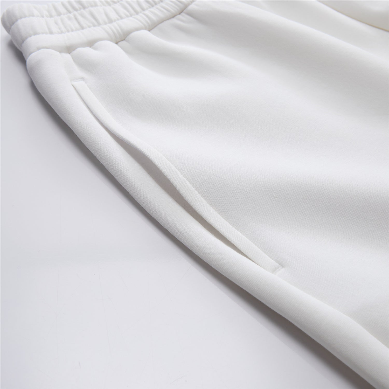 SG_12416013001_RW01_1_2_6_1500_1500.jpg;color:Signature White
