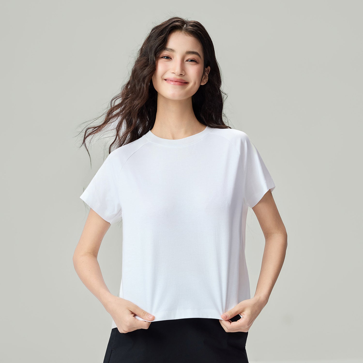 SG_05326255001_RW01_2_0_5_1500_1500.jpg;color:Signature White