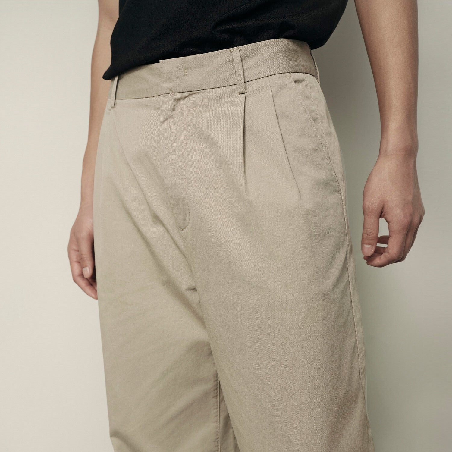 SG_01115534001_RW01_2_1_2_1500_1500.jpg;color:Khaki