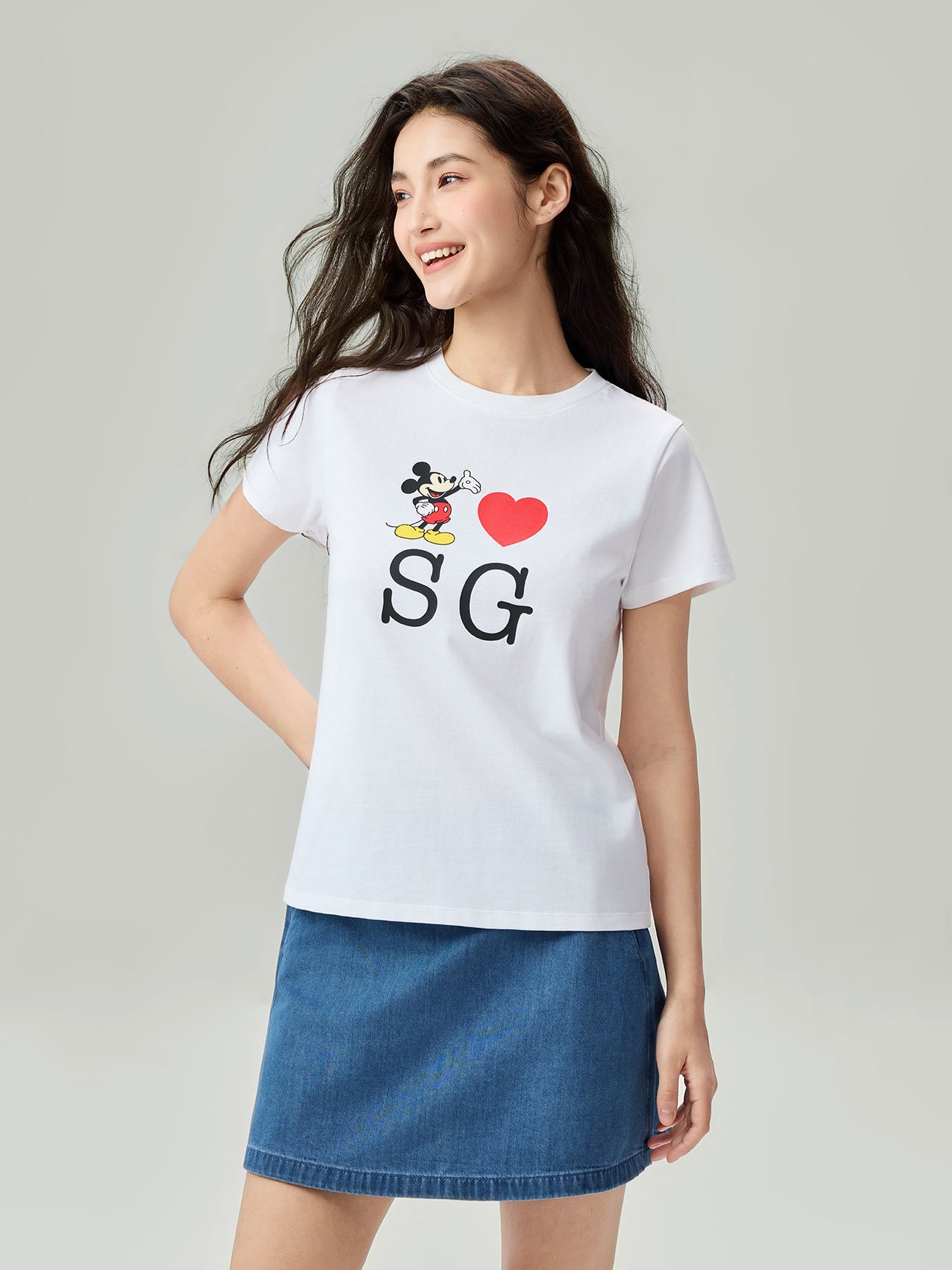 SG_05396015001_RW01_3_0_2_1290_1720.jpg;color:Signature White