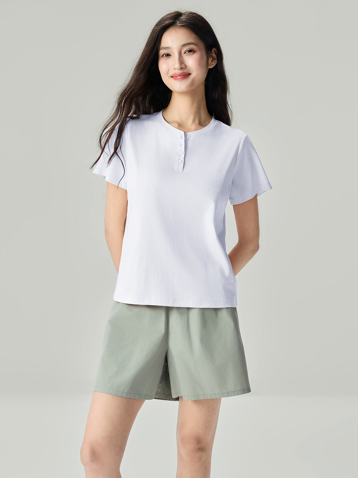 SG_05326327001_RW01_3_0_3_1290_1720.jpg;color:Signature White