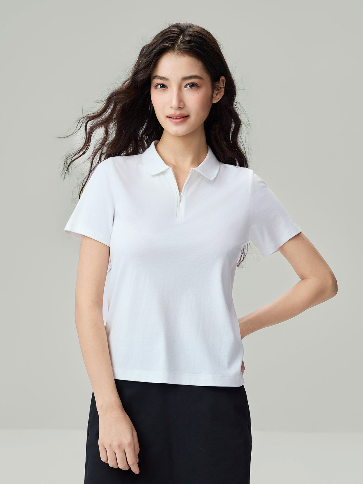 SG_05316289001_RW01_3_0_3_1290_1720.jpg;color:Signature White
