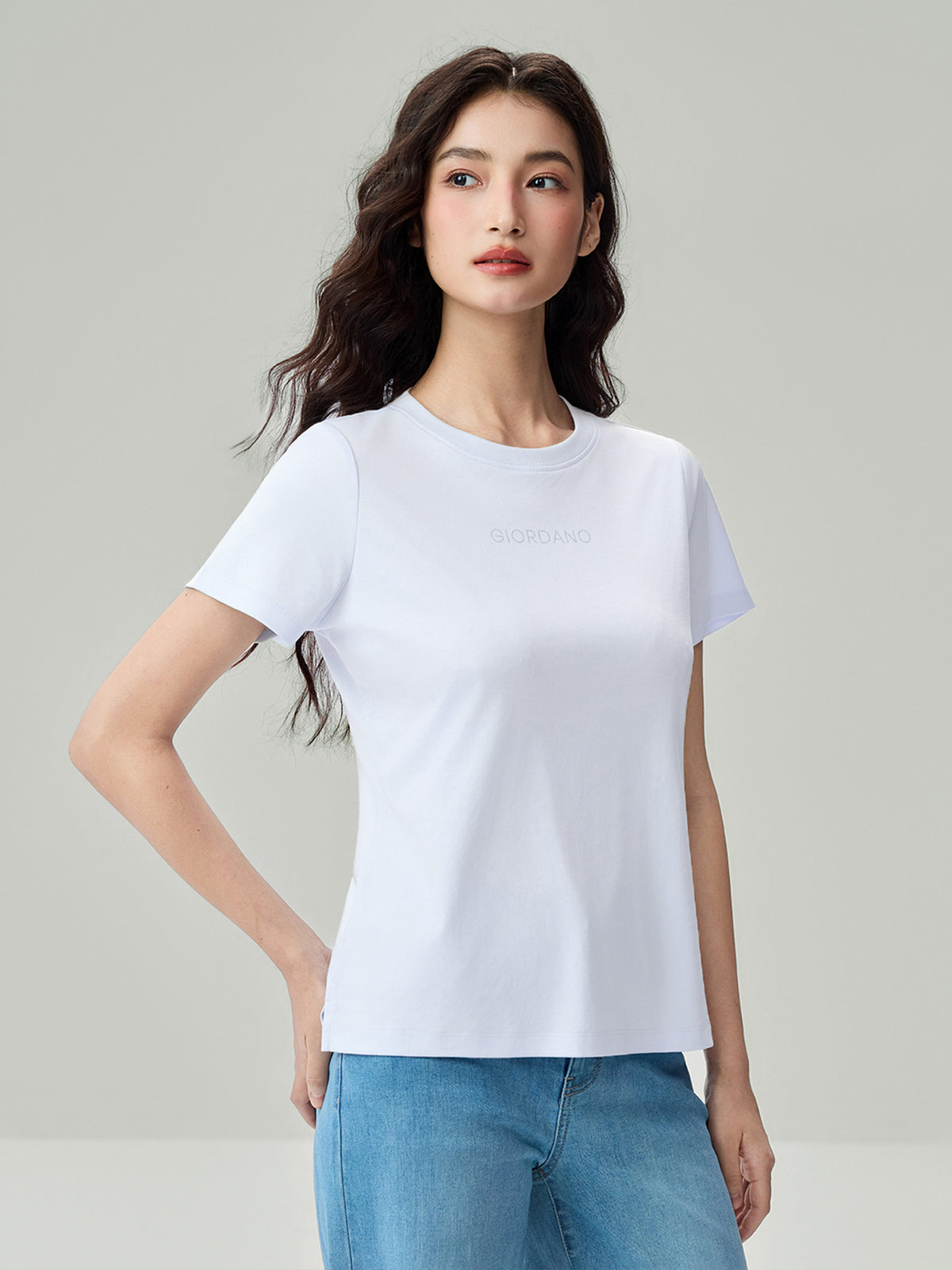 SG_05326331001_RW01_3_0_3_1290_1720.jpg;color:Signature White