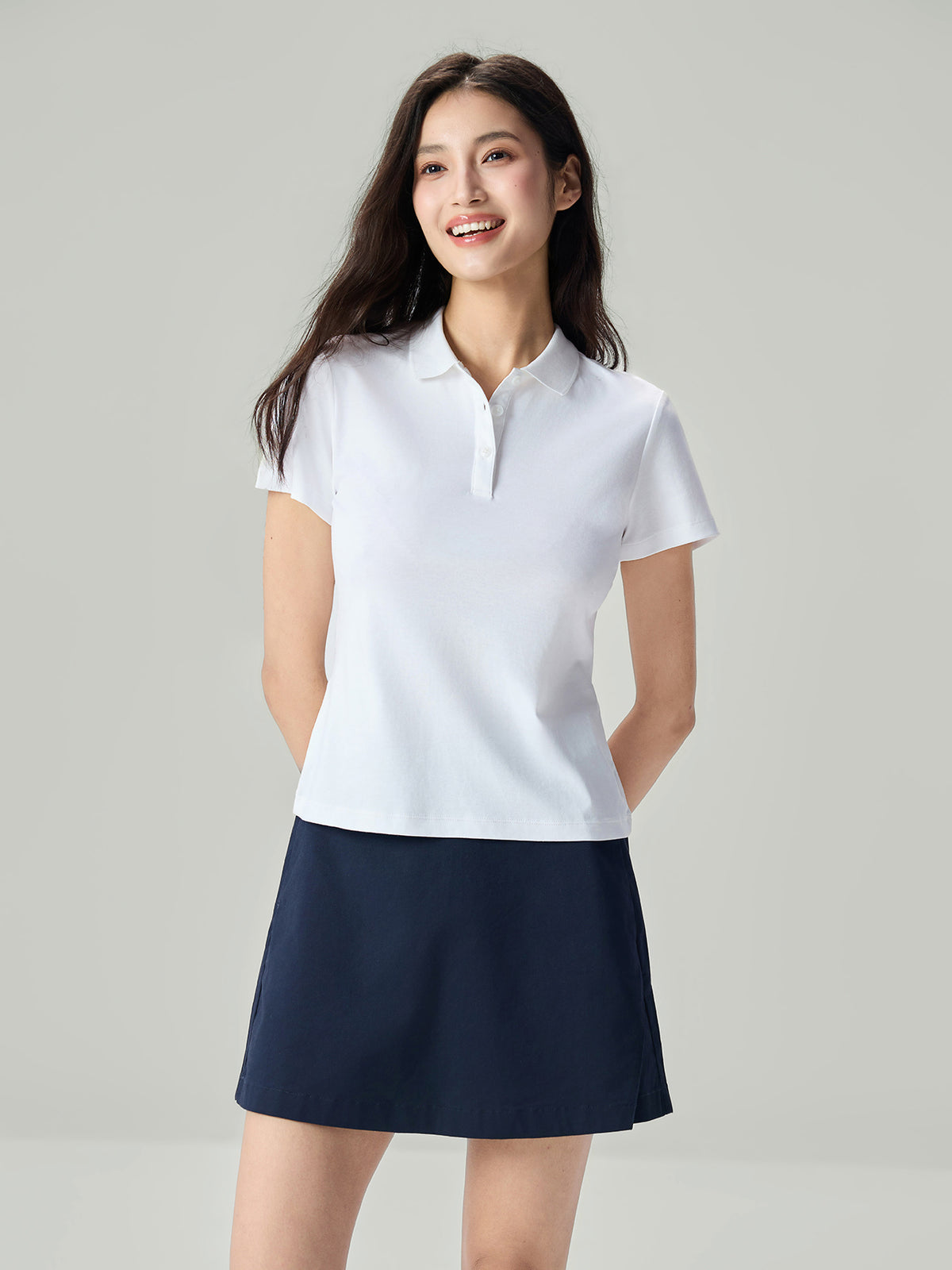 SG_05316368001_RW01_3_0_4_1290_1720.jpg;color:Signature White