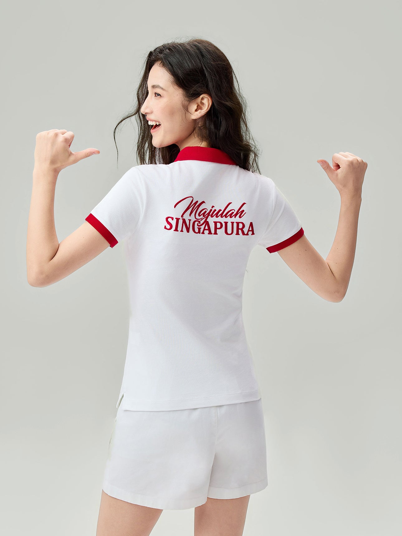 SG_05316353001_RW01_3_0_5_1290_1720.jpg;color:Signature White