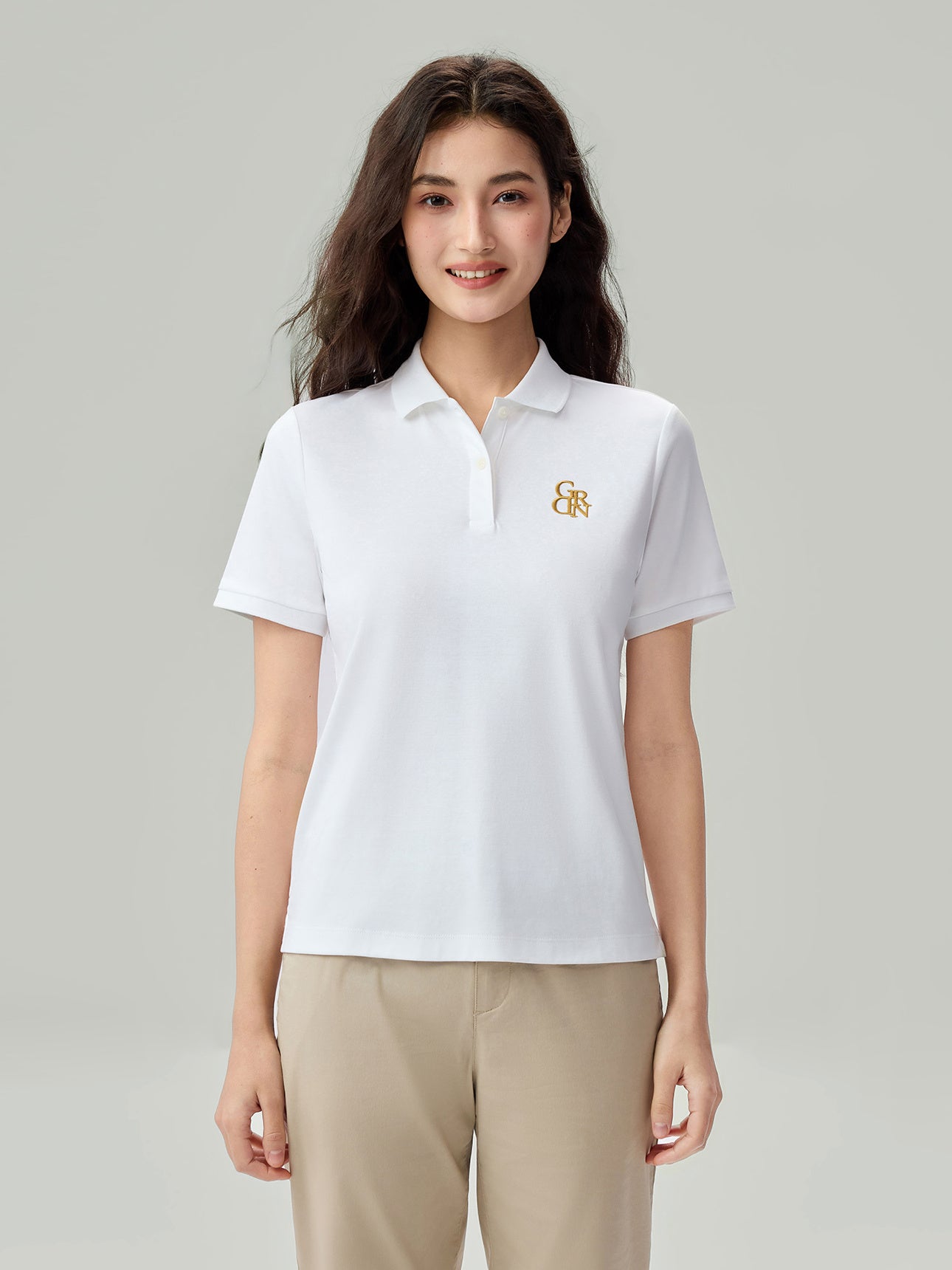 SG_05316291001_RW01_3_0_5_1290_1720.jpg;color:Signature White