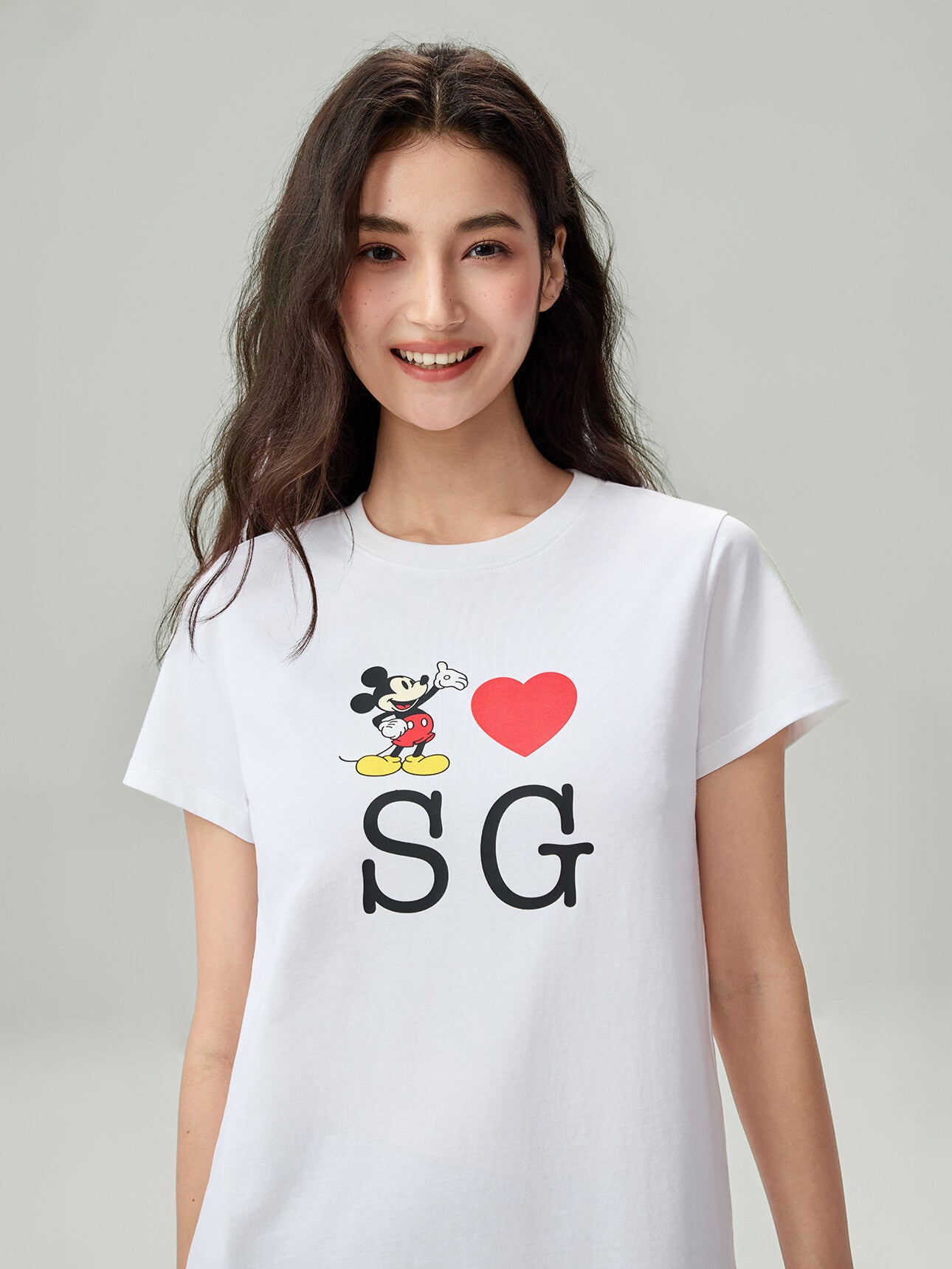 SG_05396015001_RW01_3_0_5_1290_1720.jpg;color:Signature White