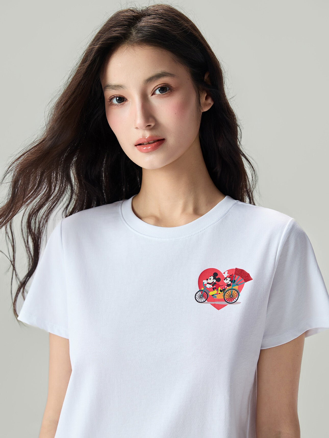 SG_05396019001_RW01_3_0_5_1290_1720.jpg;color:Signature White