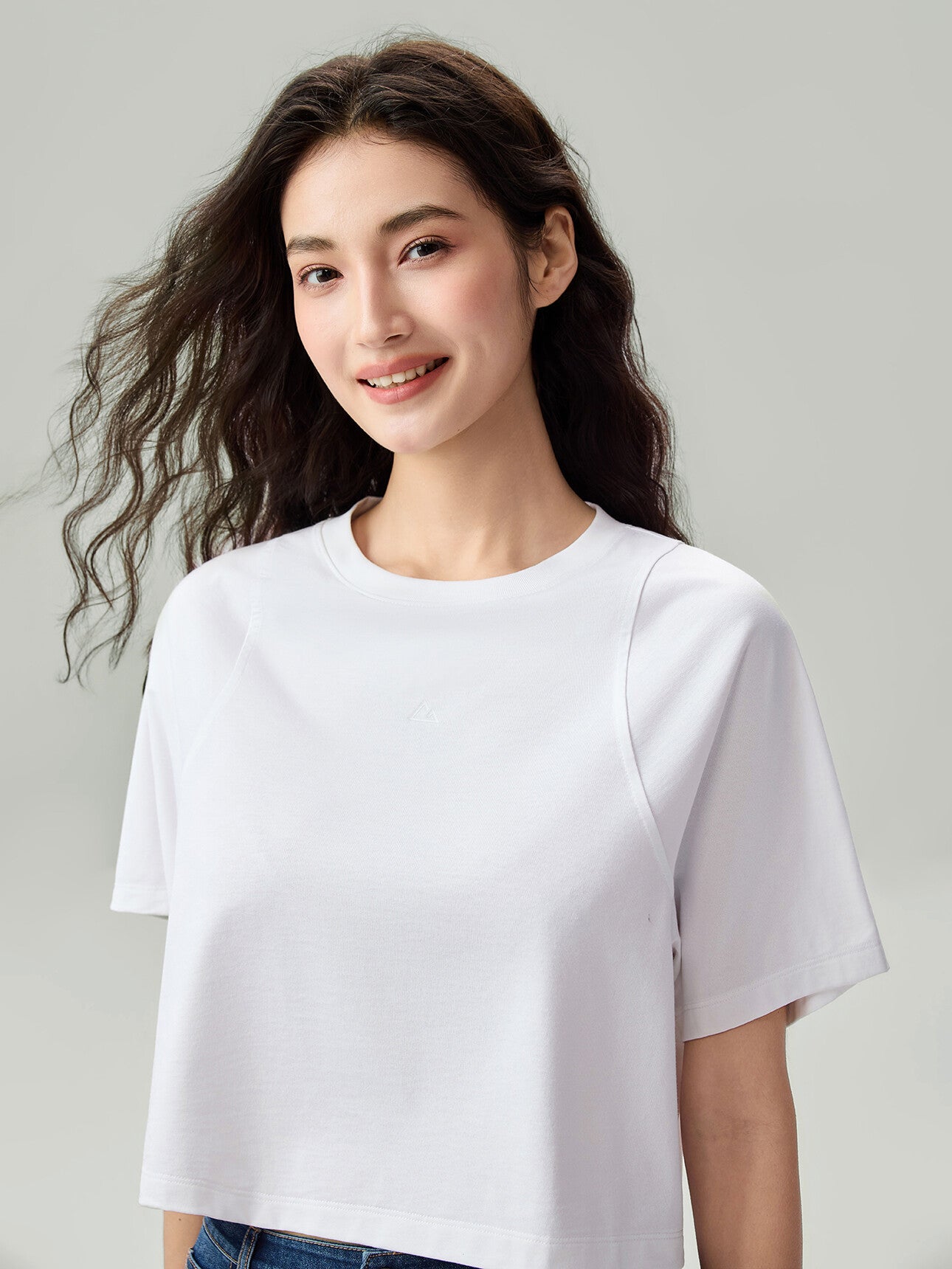 SG_05326294001_RW01_3_0_5_1290_1720.jpg;color:Signature White