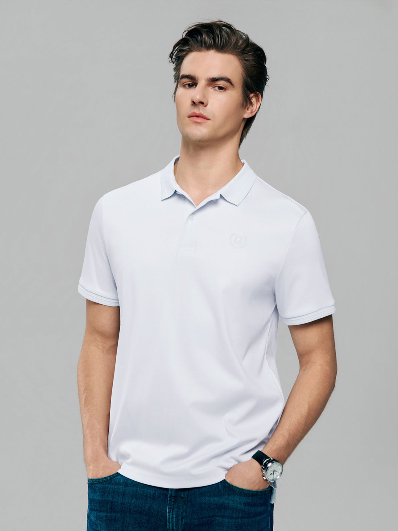 SG_01016281002_RW01_3_1_2_1290_1720.jpg;color:Signature White