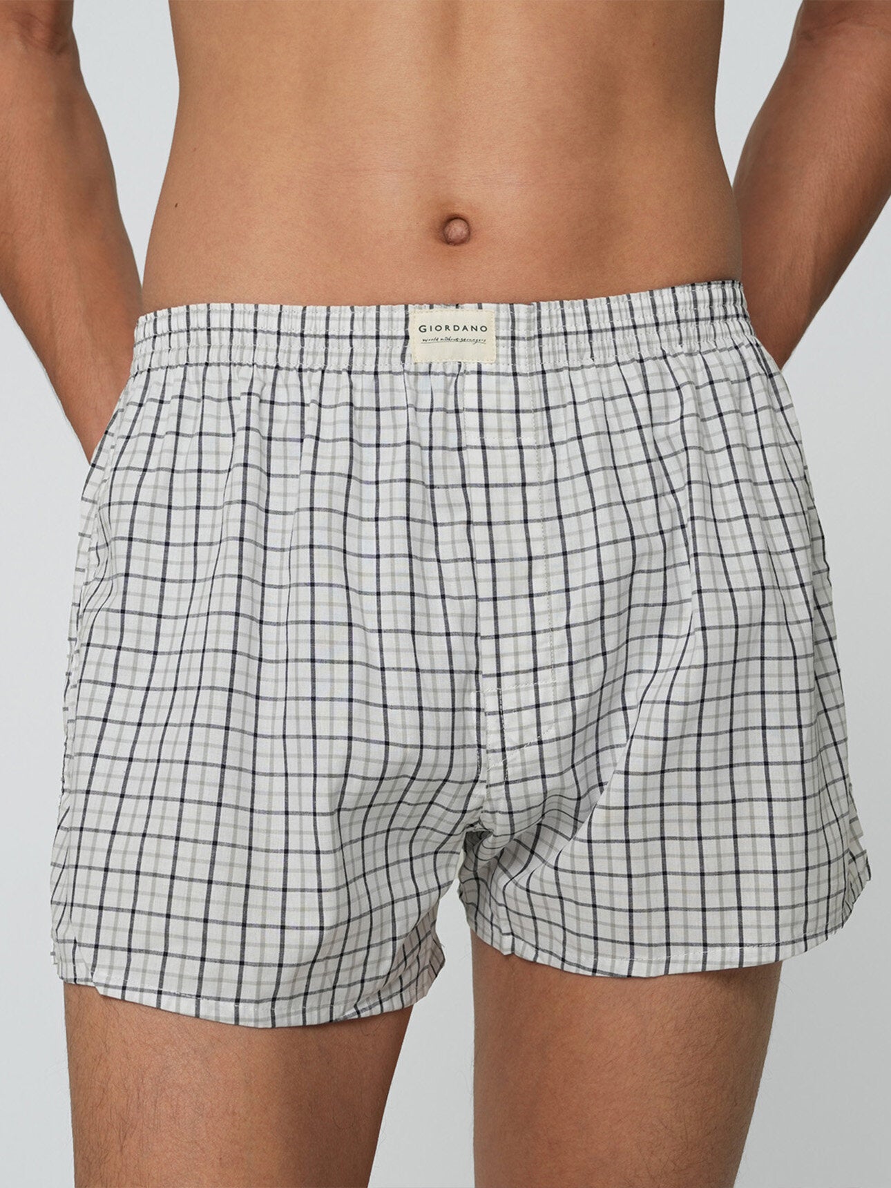 SG_01176119001_RW01_3_1_3_1290_1720.jpg;color:Grey Check x Grey Check x Grey Check 