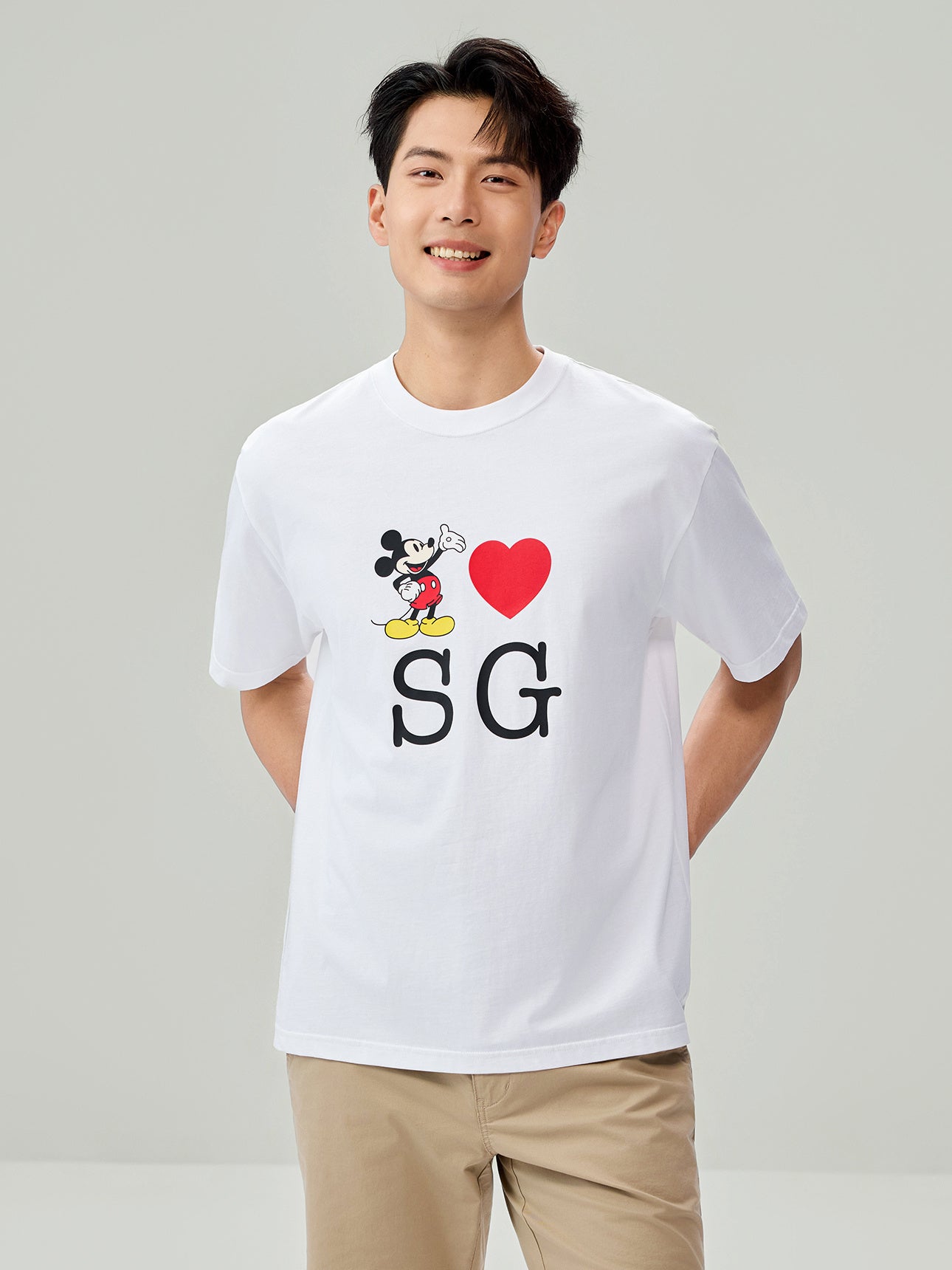 SG_01096032001_RW01_3_1_3_1290_1720.jpg;color:Signature White