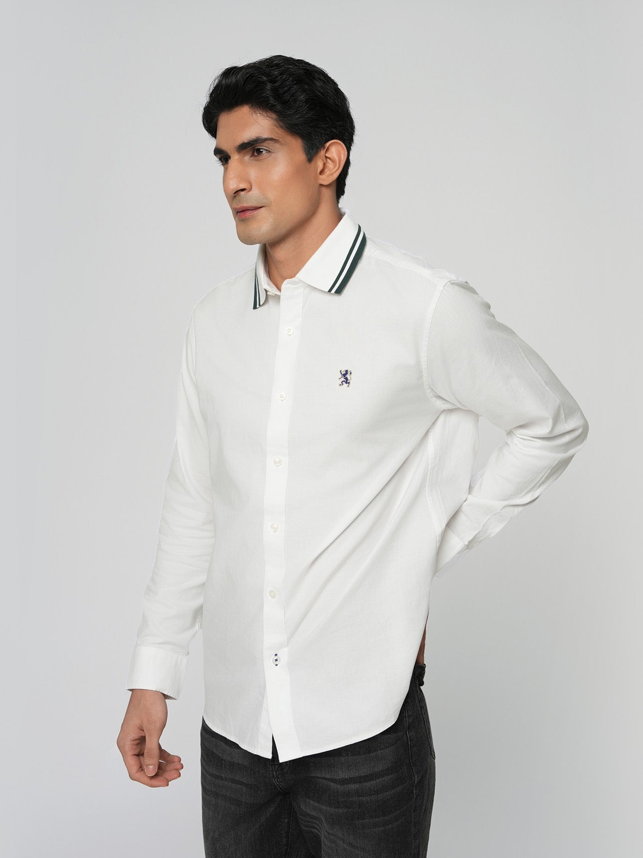 SG_01046006002_RW01_3_1_4_1290_1720.jpg;color:Signature White