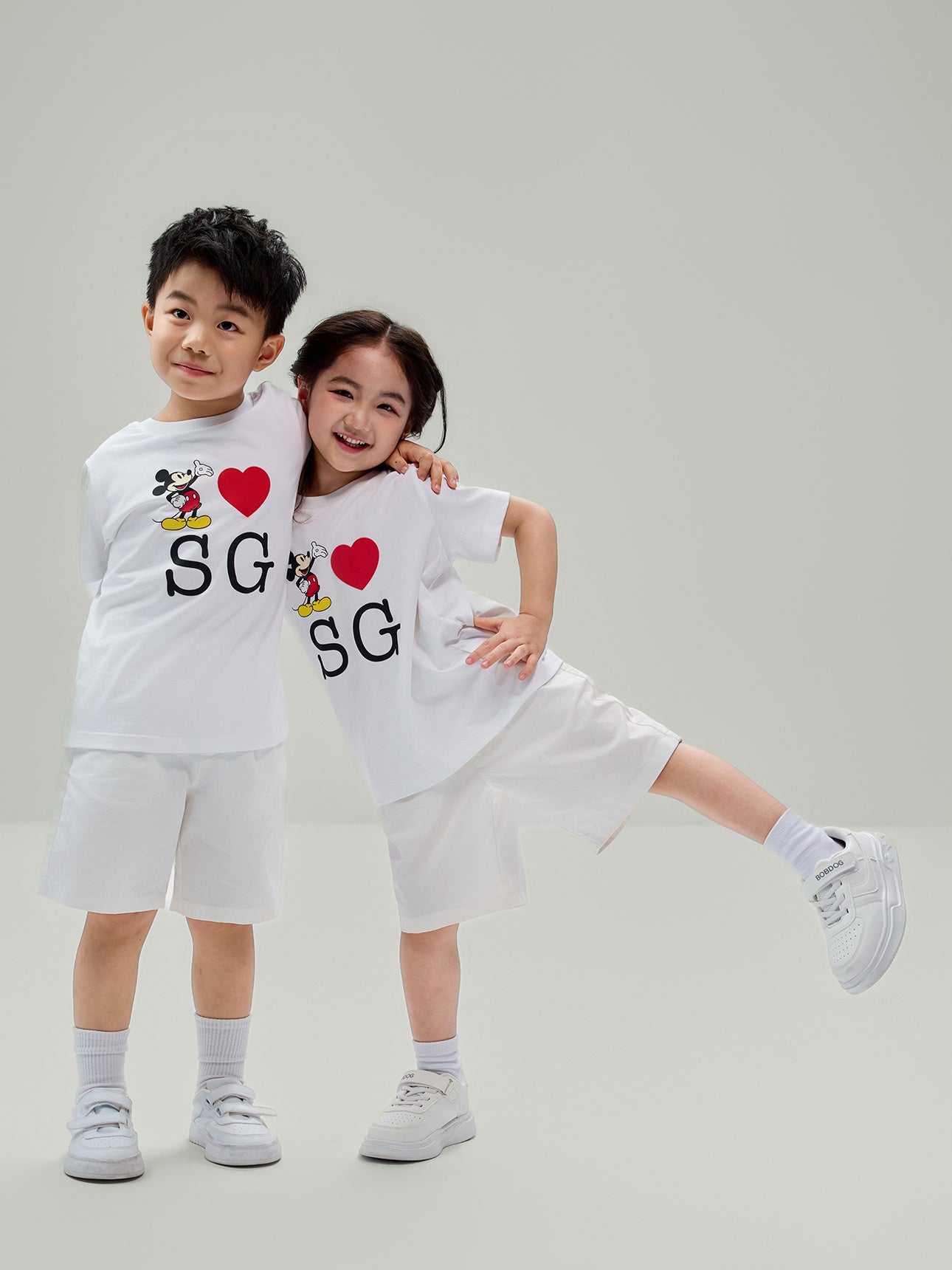 SG_03086371001_RW01_3_1_4_1290_1720.jpg;color:Signature White