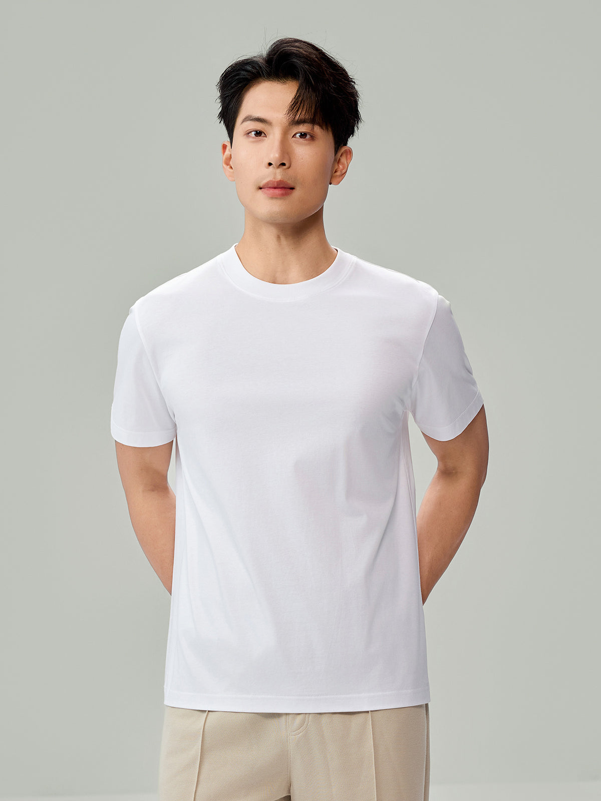 SG_01026315002_RW01_3_1_4_1290_1720.jpg;color:Signature White