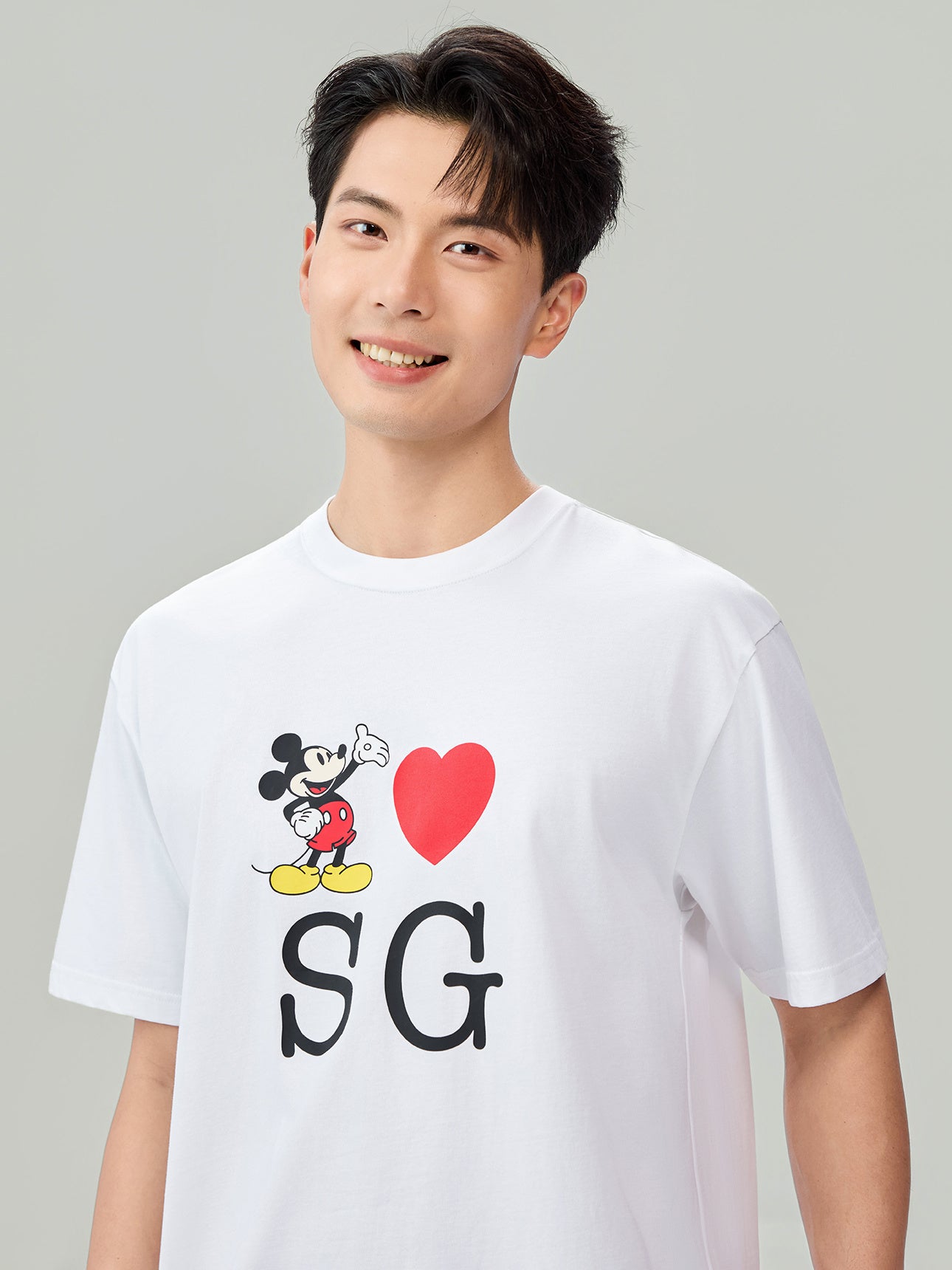 SG_01096032001_RW01_3_1_4_1290_1720.jpg;color:Signature White