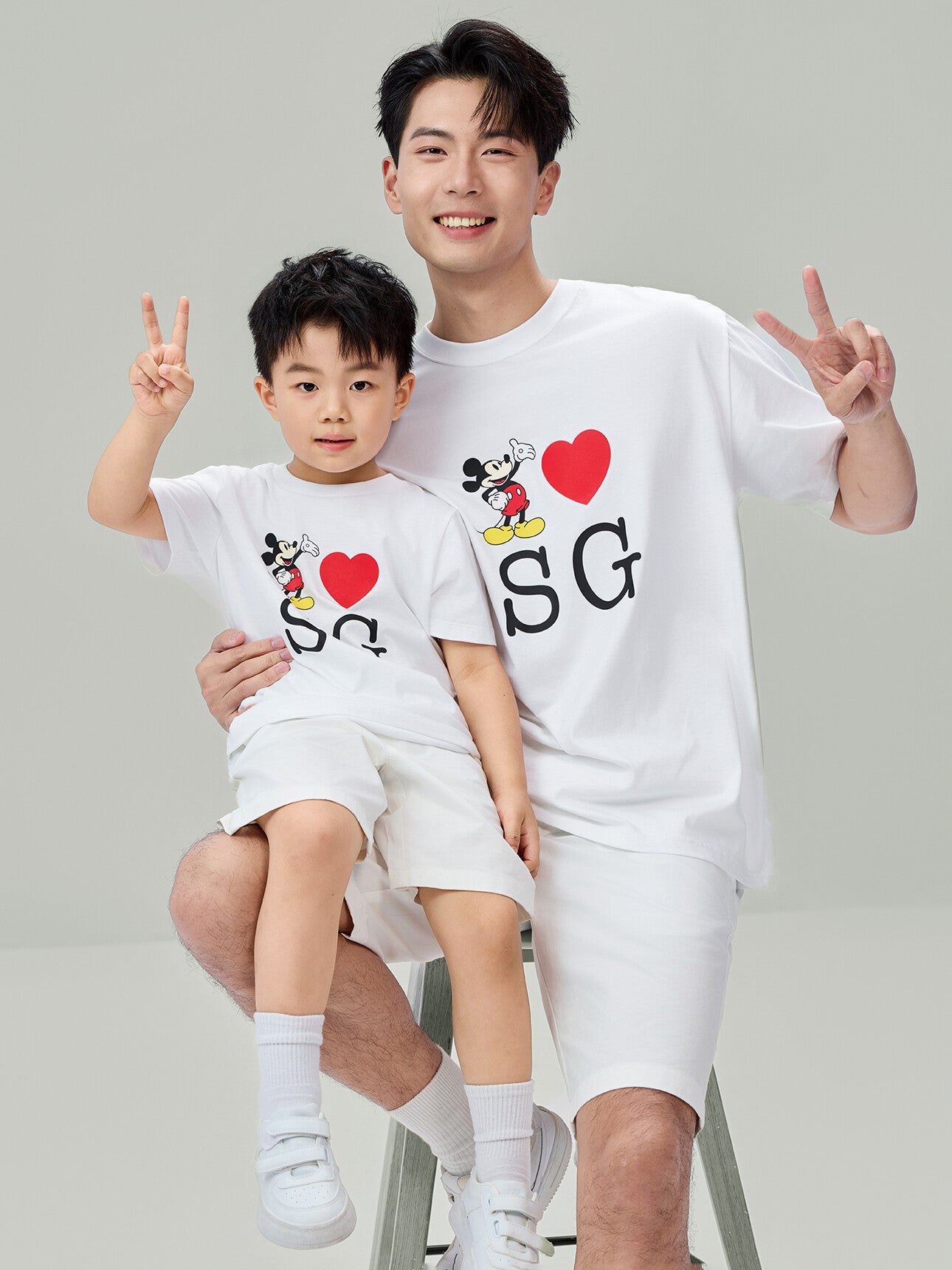 SG_03086371001_RW01_3_1_7_1290_1720.jpg;color:Signature White