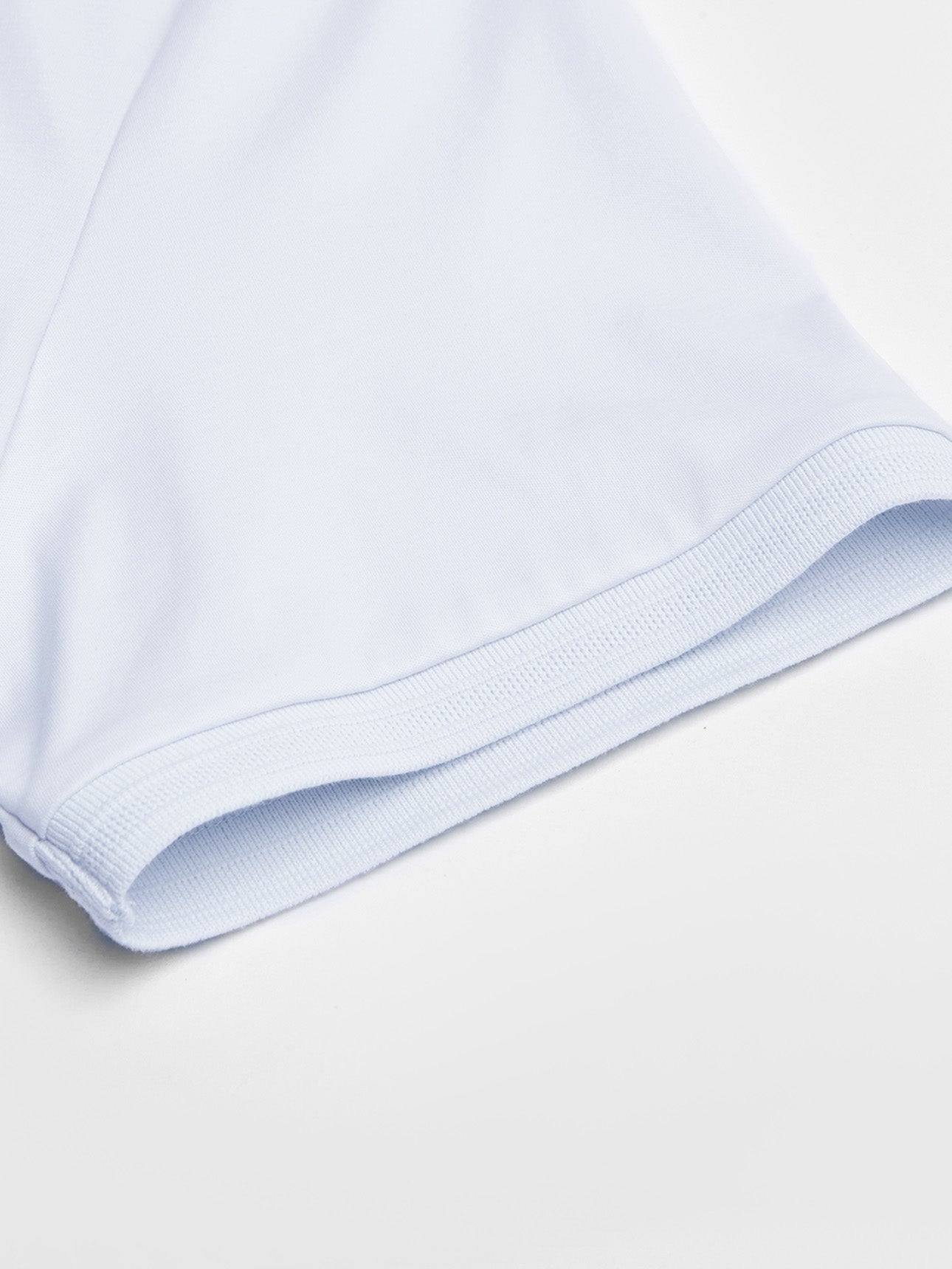 SG_01016281002_RW01_4_2_6_1290_1720.jpg;color:Signature White
