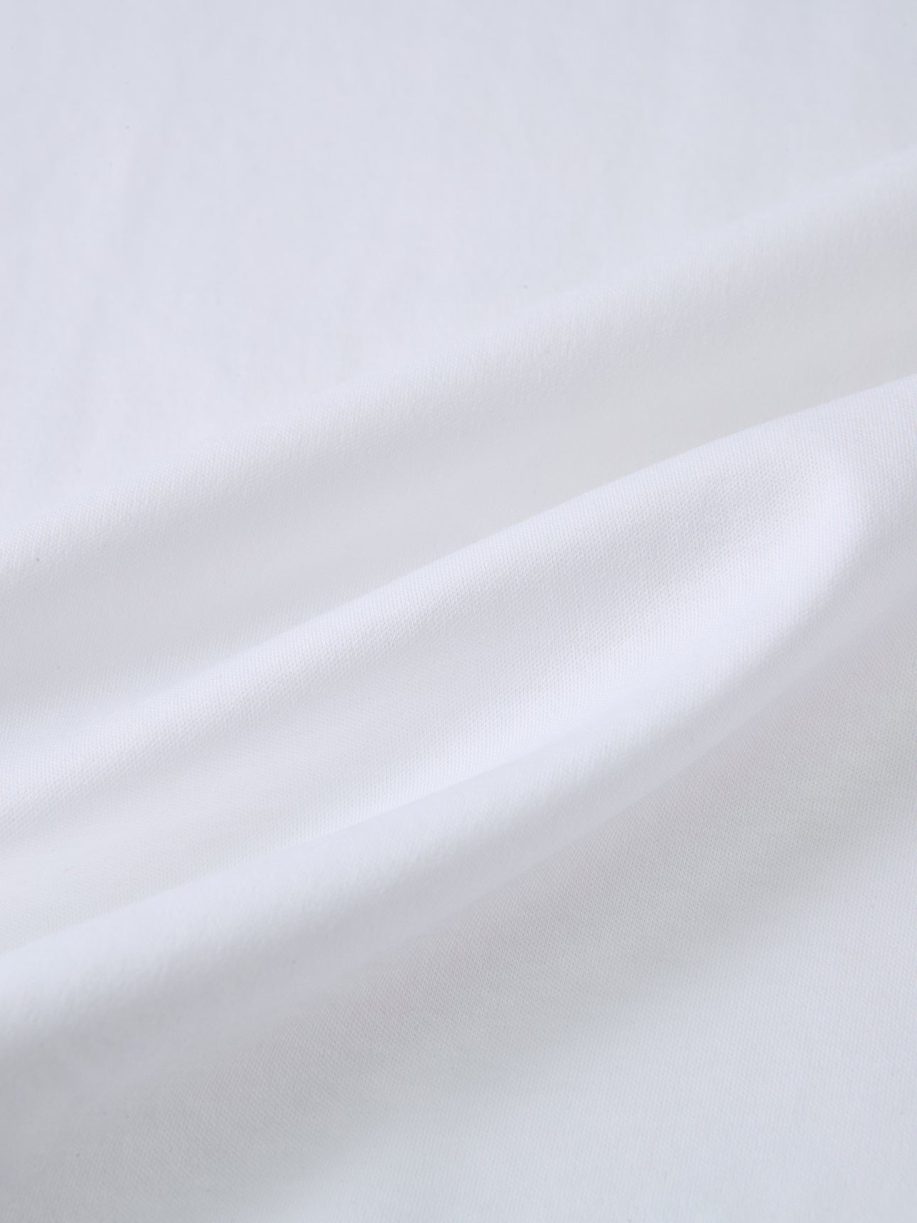 SG_05316291001_RW01_4_2_7_1290_1720.jpg;color:Signature White