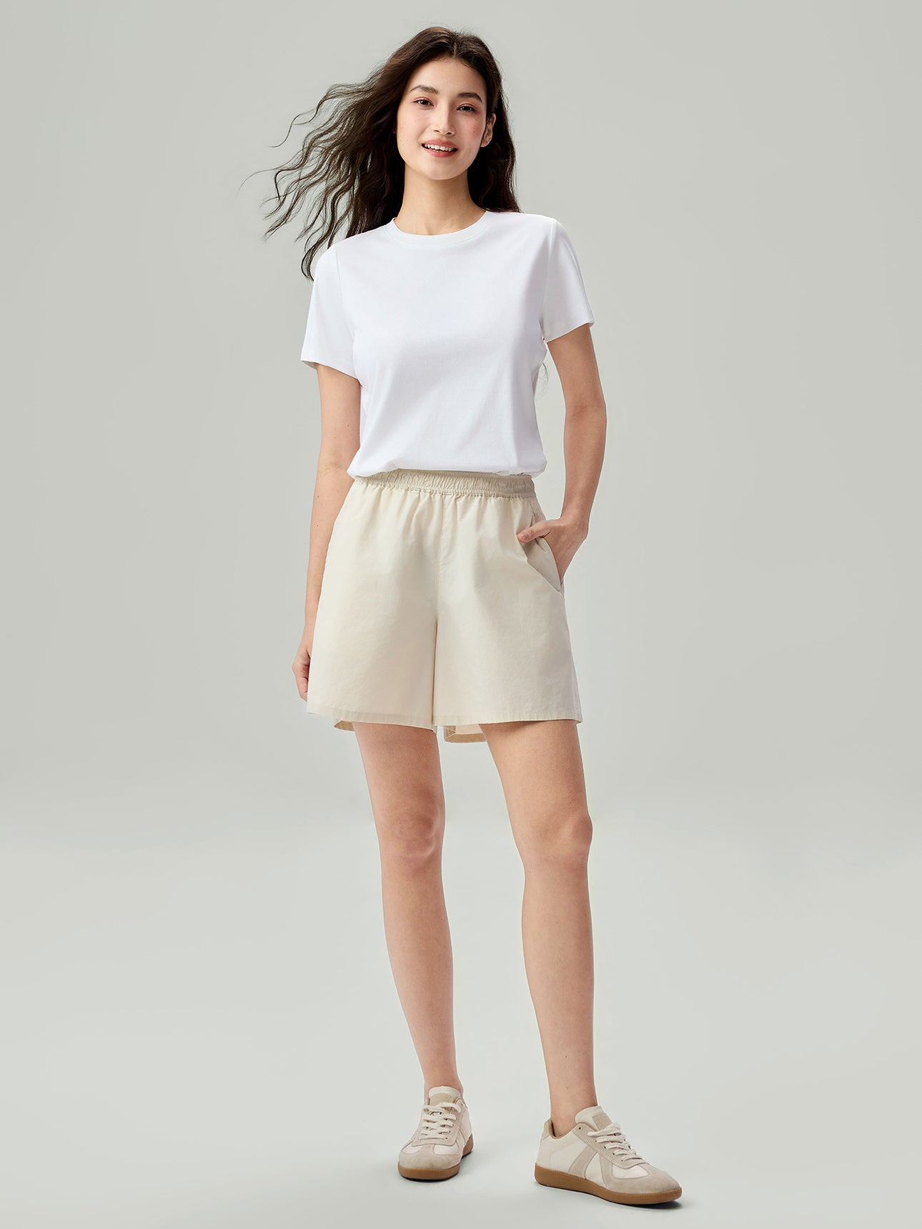SG_05406272001_RW04_3_0_1_1290_1720.jpg;color:Creamware