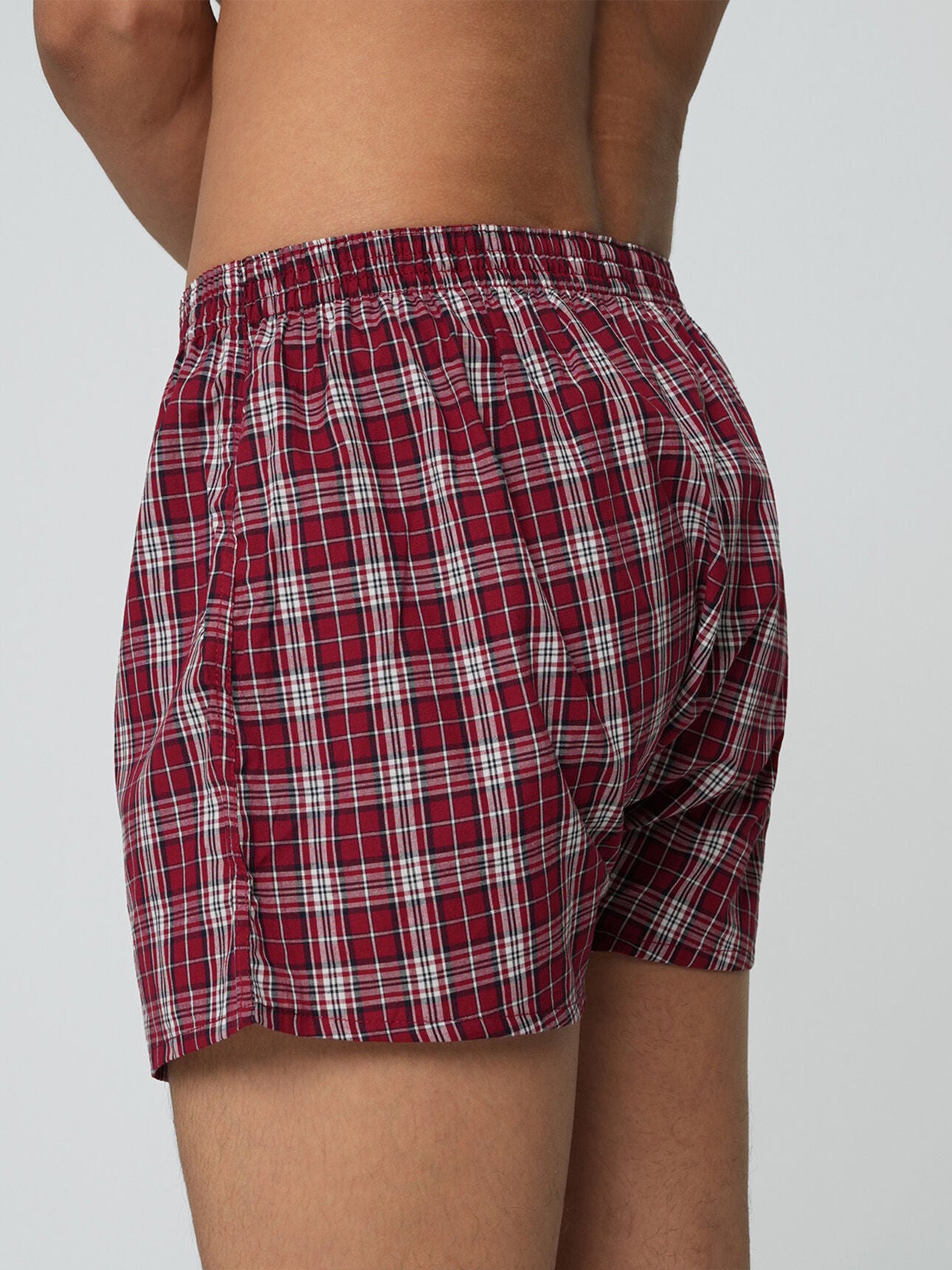 SG_01176119001_RW05_3_1_5_1290_1720.jpg;color:Red Stripe x Red Check x Red Check