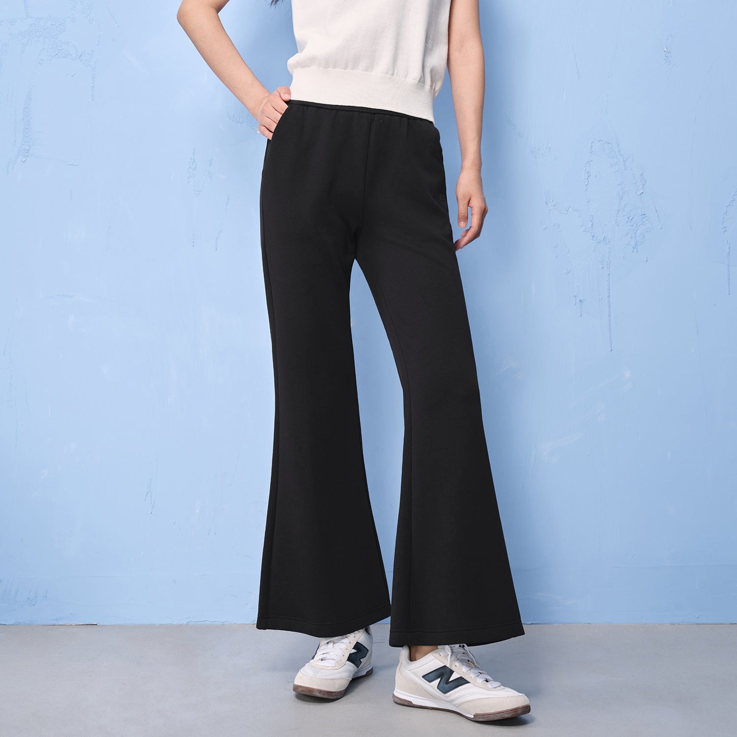 SG_12416010001_RW09_2_0_2_1500_1500.jpg;color:Signature Black