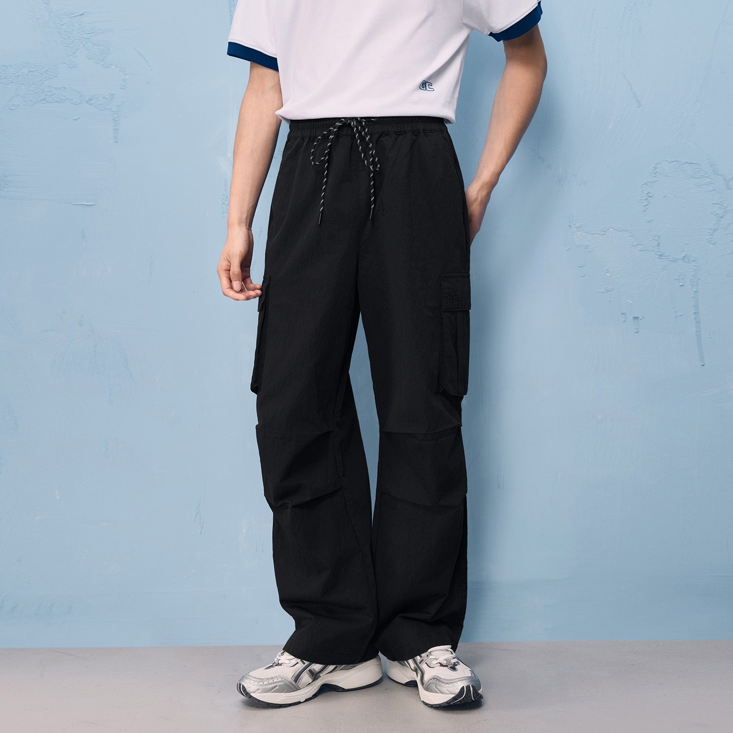 SG_12115005001_RW09_2_1_2_1500_1500.jpg;color:Signature Black