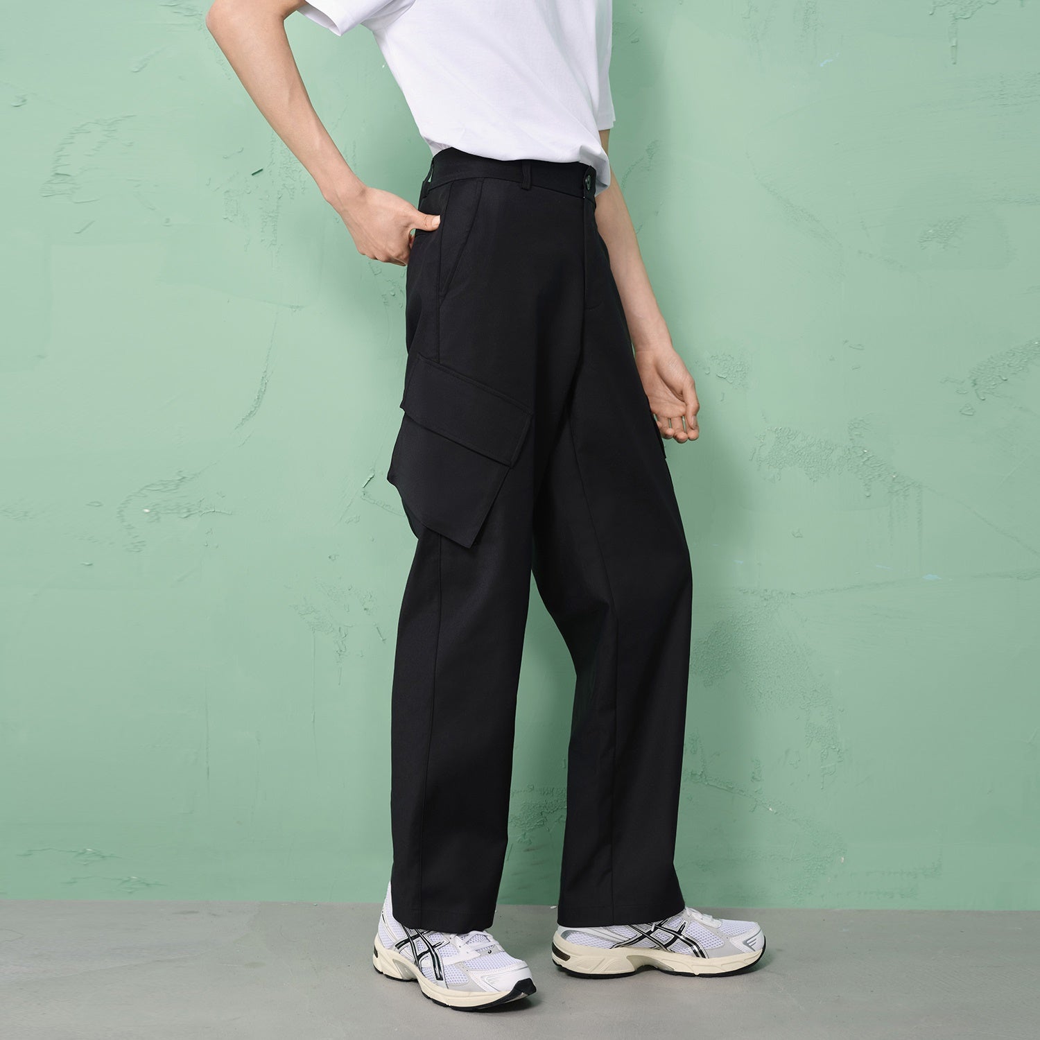 SG_12116212001_RW09_2_1_4_1500_1500.jpg;color:Signature Black