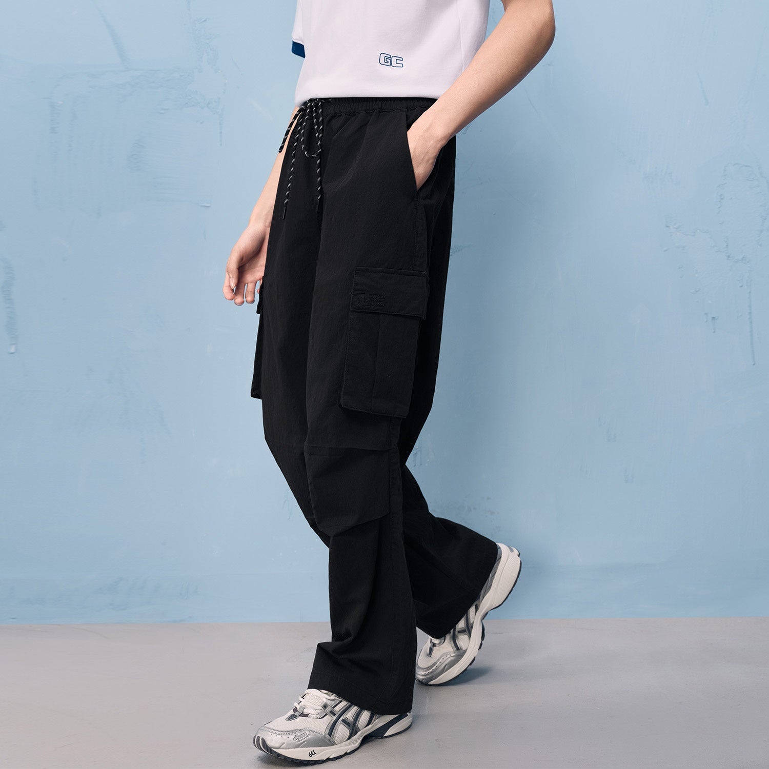 SG_12115005001_RW09_2_1_4_1500_1500.jpg;color:Signature Black