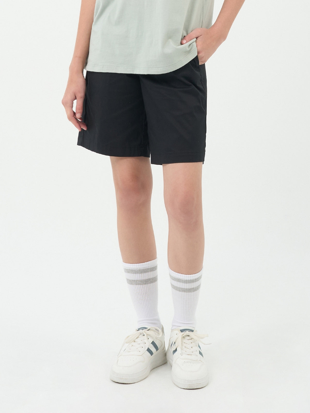 SG_05405218001_RW09_3_0_1_1290_1720.jpg;color:Signature Black