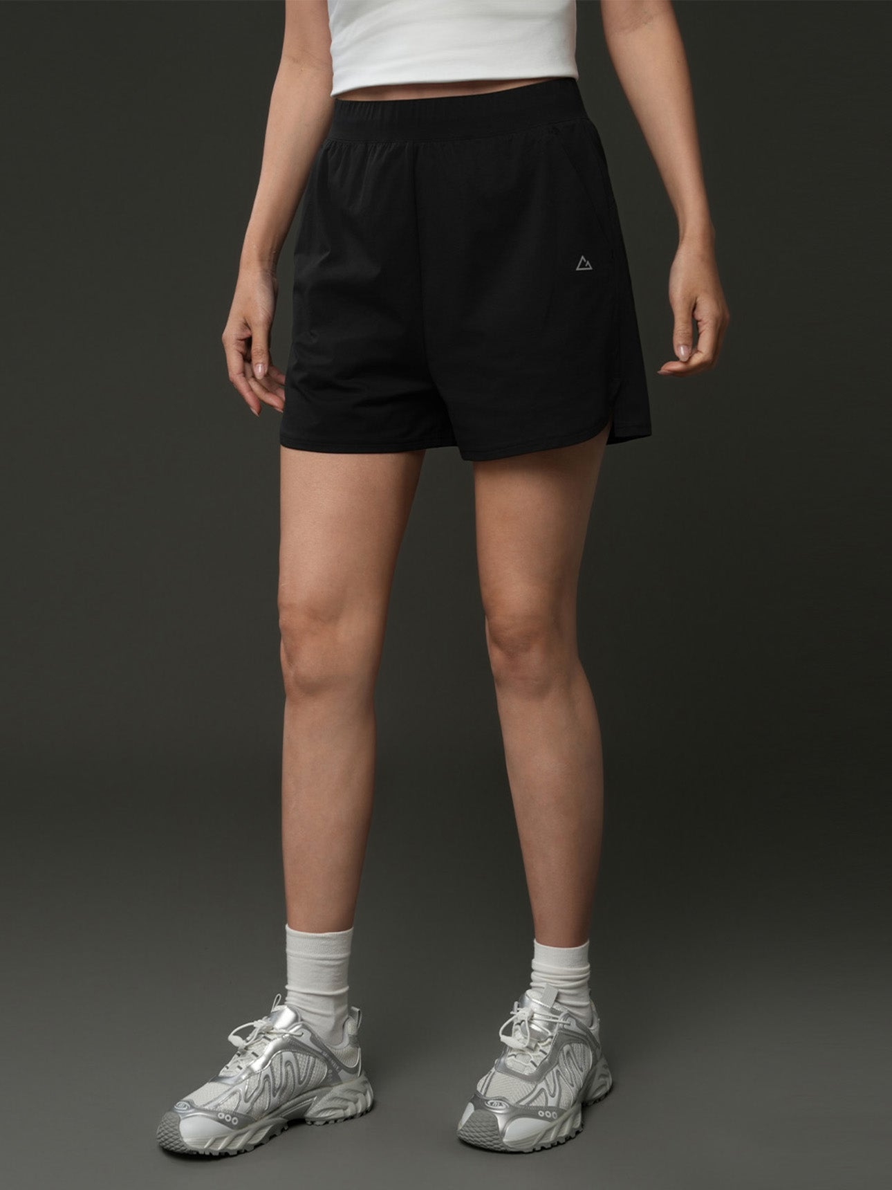 SG_05406413001_RW09_3_0_3_1290_1720.jpg;color:Signature Black