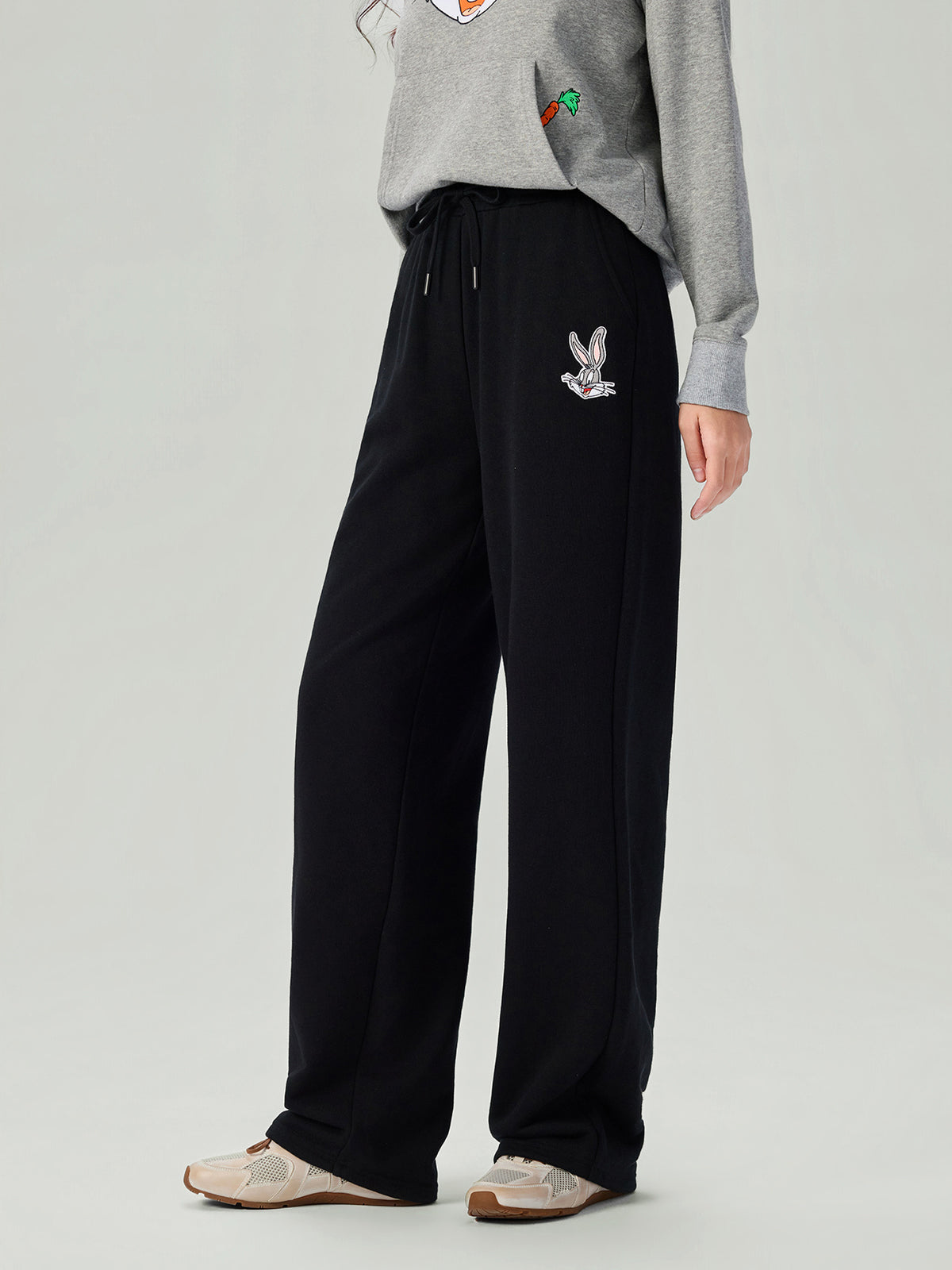 SG_05416843001_RW09_3_0_3_1290_1720.jpg;color:Signature Black