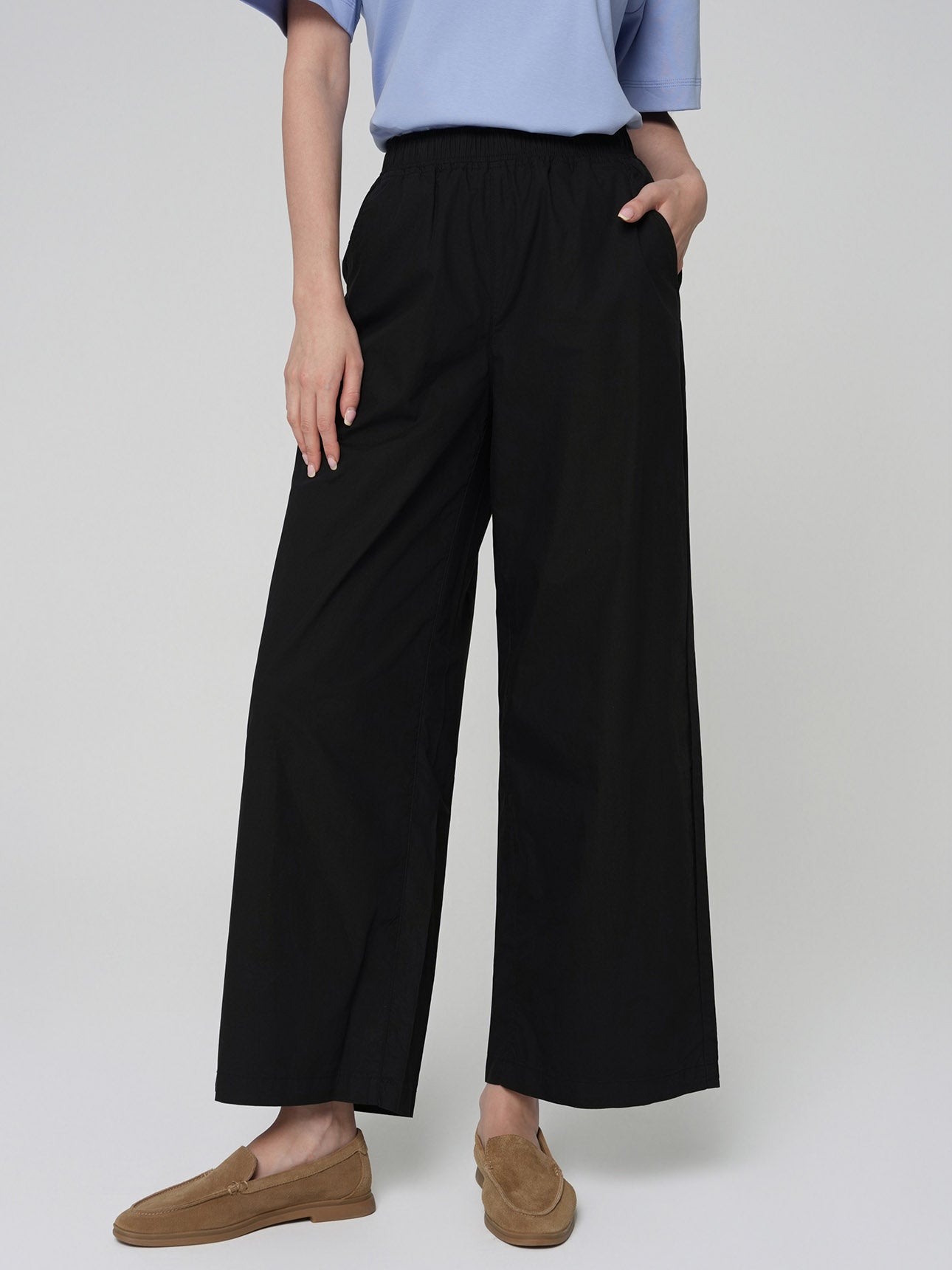 SG_05416204001_RW09_3_0_3_1290_1720.jpg;color:Signature Black