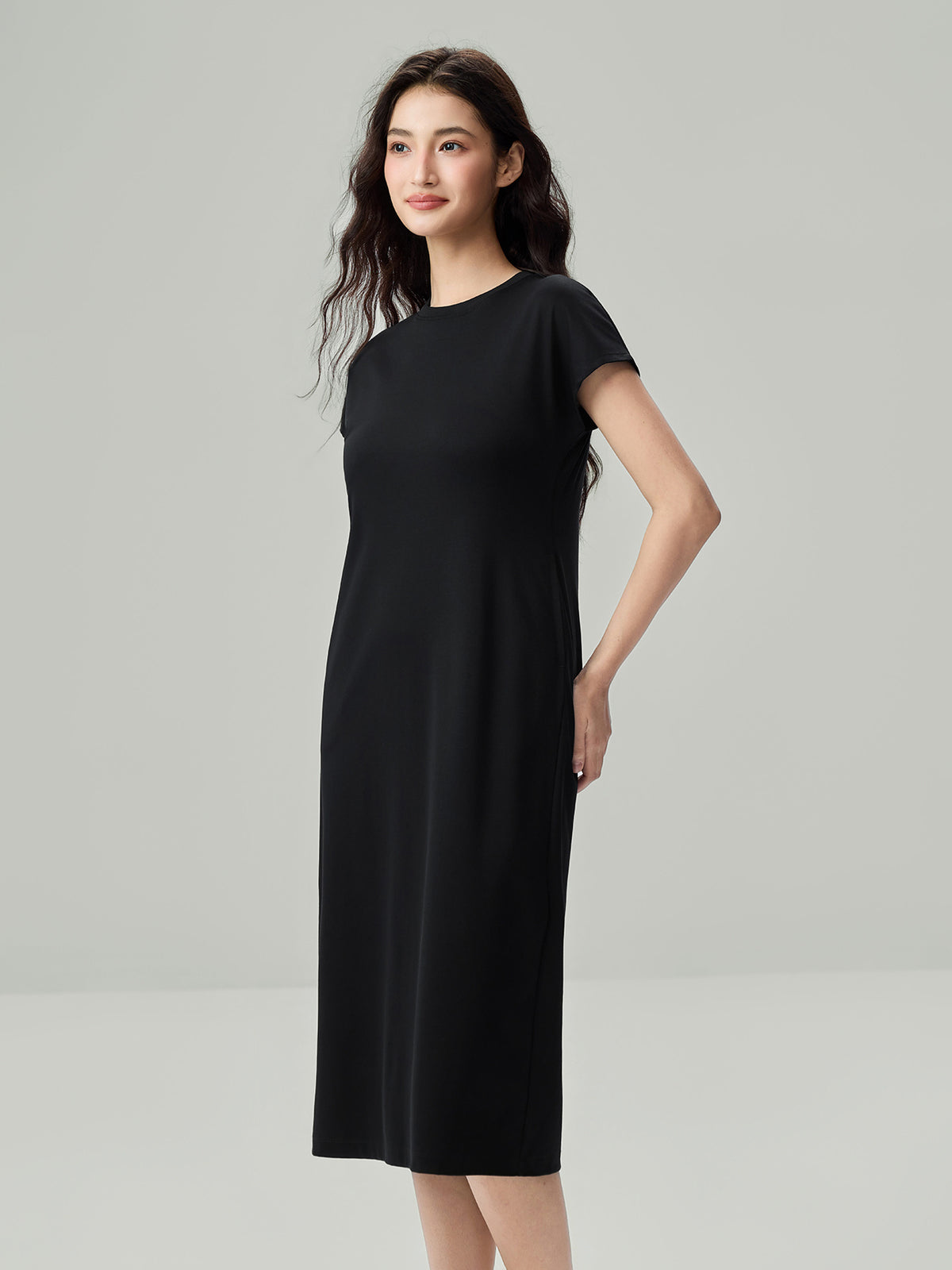 SG_05466414002_RW09_3_0_4_1290_1720.jpg;color:Signature Black