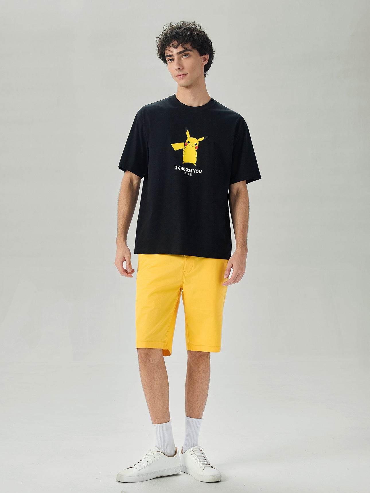 SG_01096430001_RW09_3_1_1_1290_1720.jpg;color:Signature Black