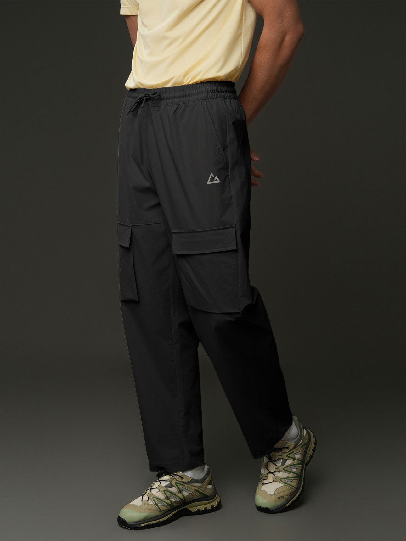 SG_01116020002_RW09_3_1_2_1290_1720.jpg;color:Signature Black