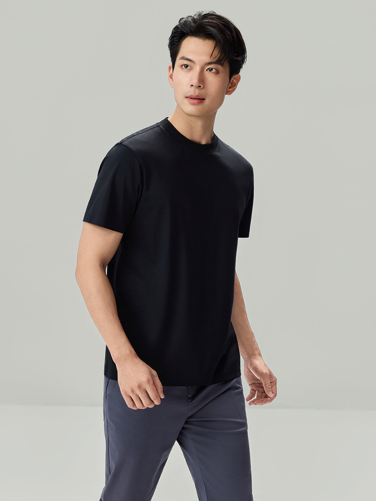 SG_01026315002_RW09_3_1_2_1290_1720.jpg;color:Signature Black