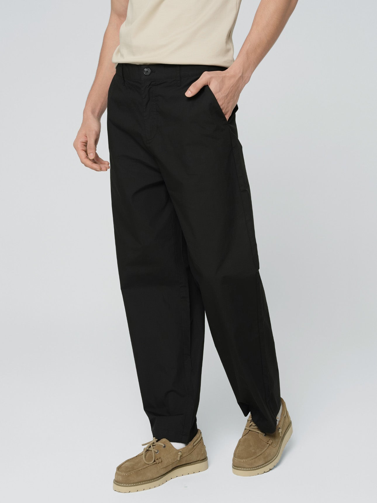 SG_01116245002_RW09_3_1_2_1290_1720.jpg;color:Signature Black