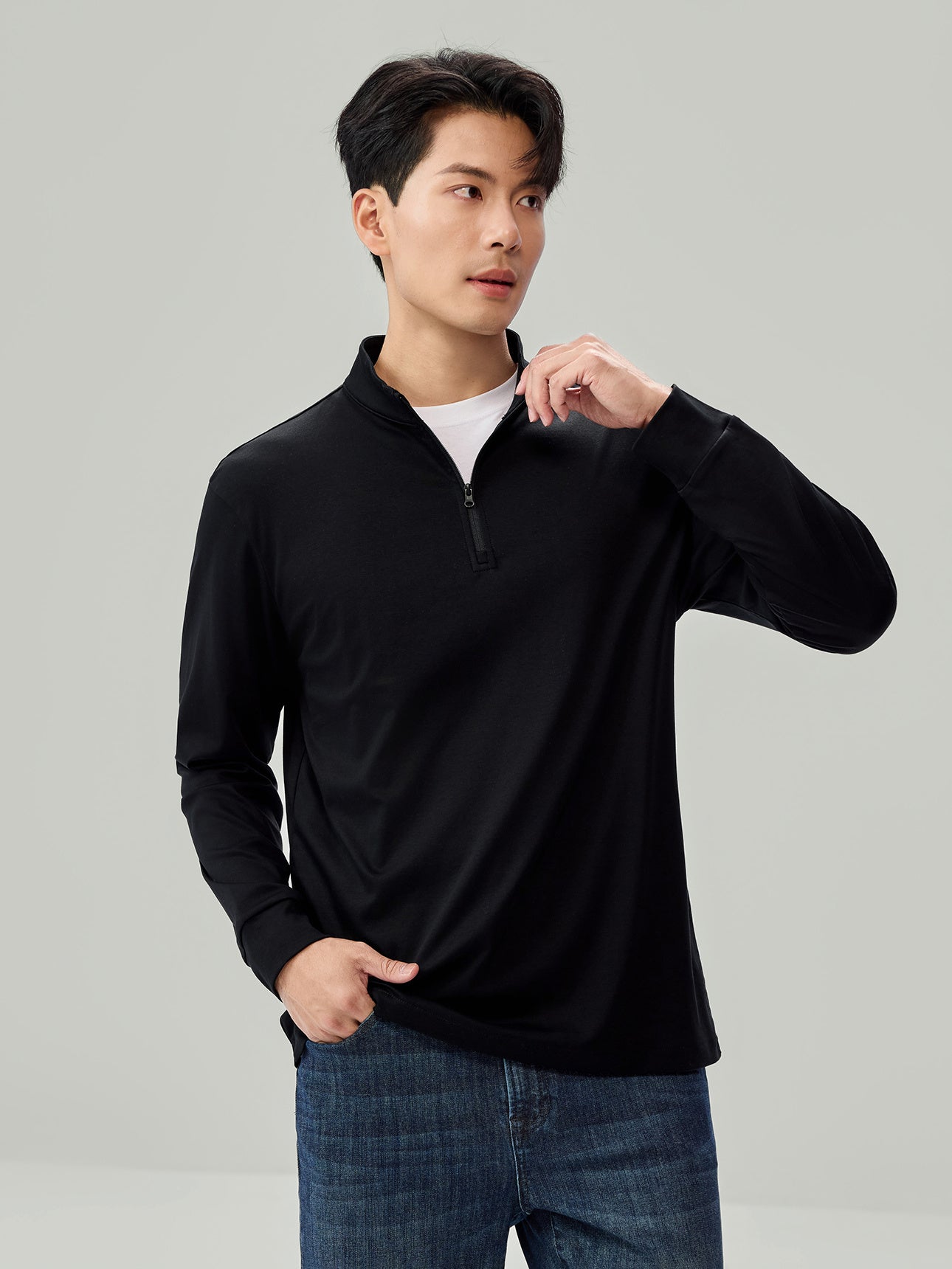 SG_01026328001_RW09_3_1_3_1290_1720.jpg;color:Signature Black
