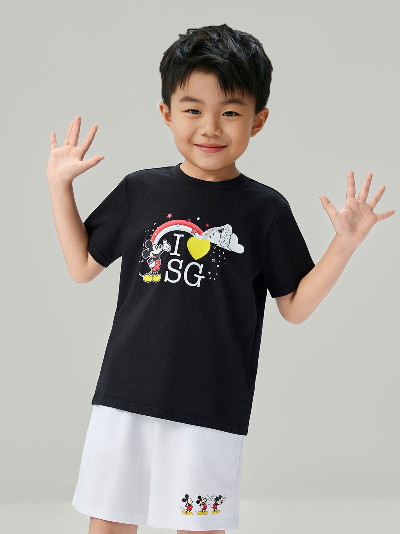 SG_03086374001_RW09_3_1_3_1290_1720.jpg;color:Signature Black