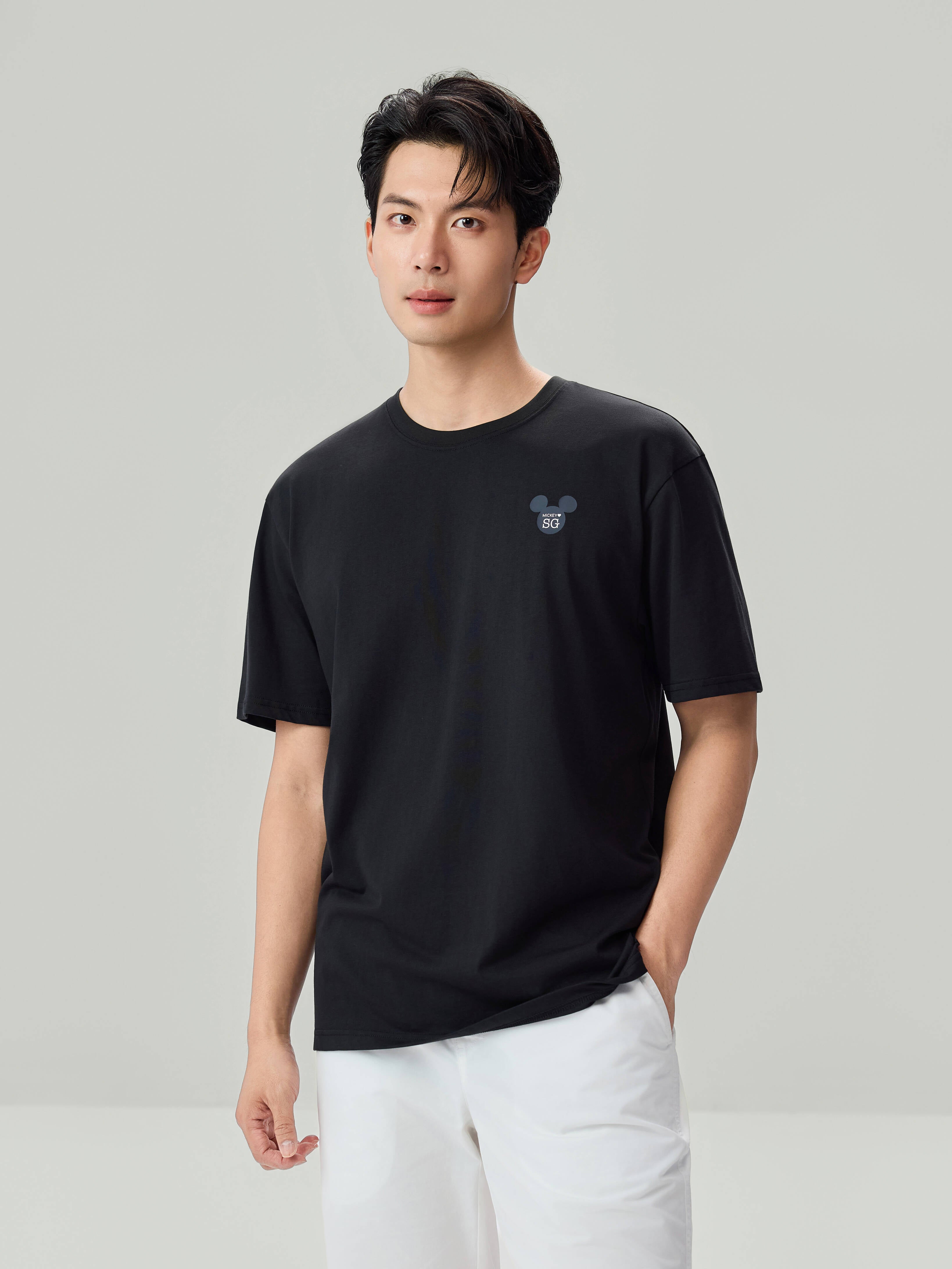 SG_01096034001_RW09_3_1_3_1290_1720.jpg;color:Signature Black