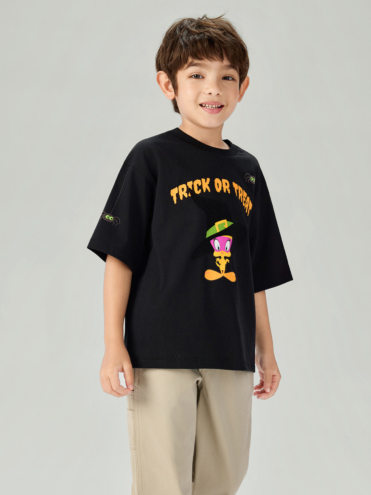 SG_03086369001_RW09_3_1_3_1290_1720.jpg;color:Signature Black
