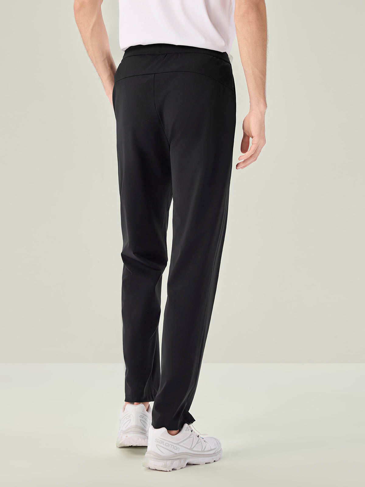 SG_01116155002_RW09_3_1_5_1290_1720.jpg;color:Signature Black