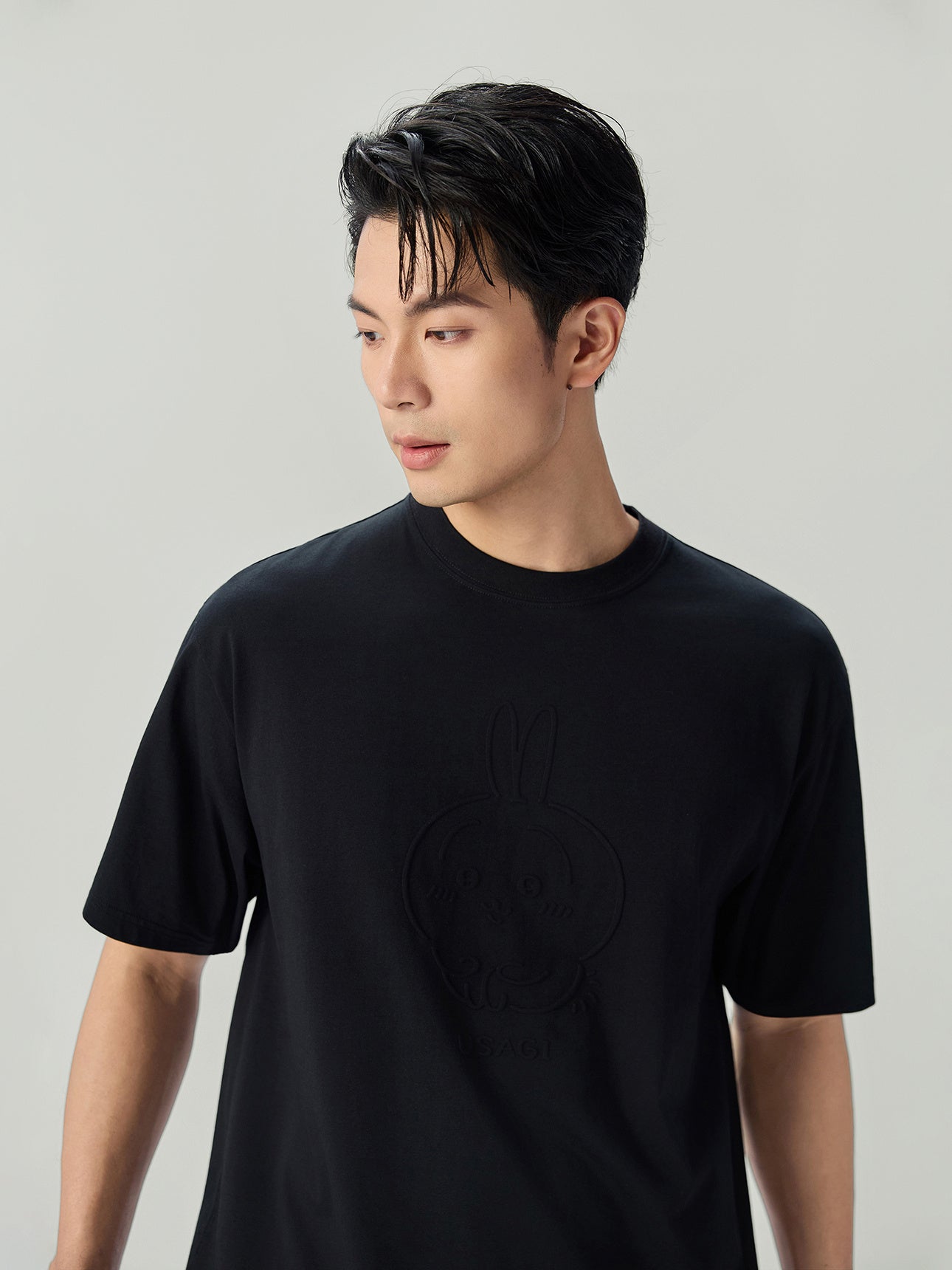 SG_01096084001_RW09_3_1_5_1290_1720.jpg;color:Signature Black