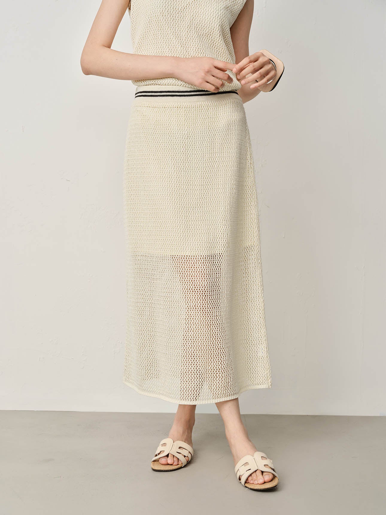 SG_02466020002_RW15_3_0_3_1290_1720.jpg;color:Cream                                             