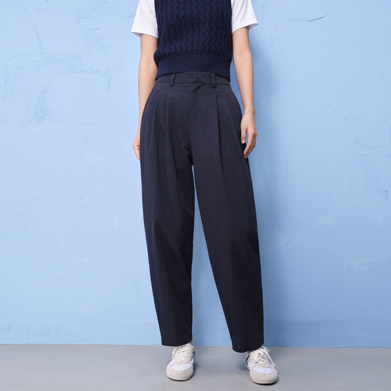 SG_12416011001_RW26_2_0_3_1500_1500.jpg;color:Signature Navy